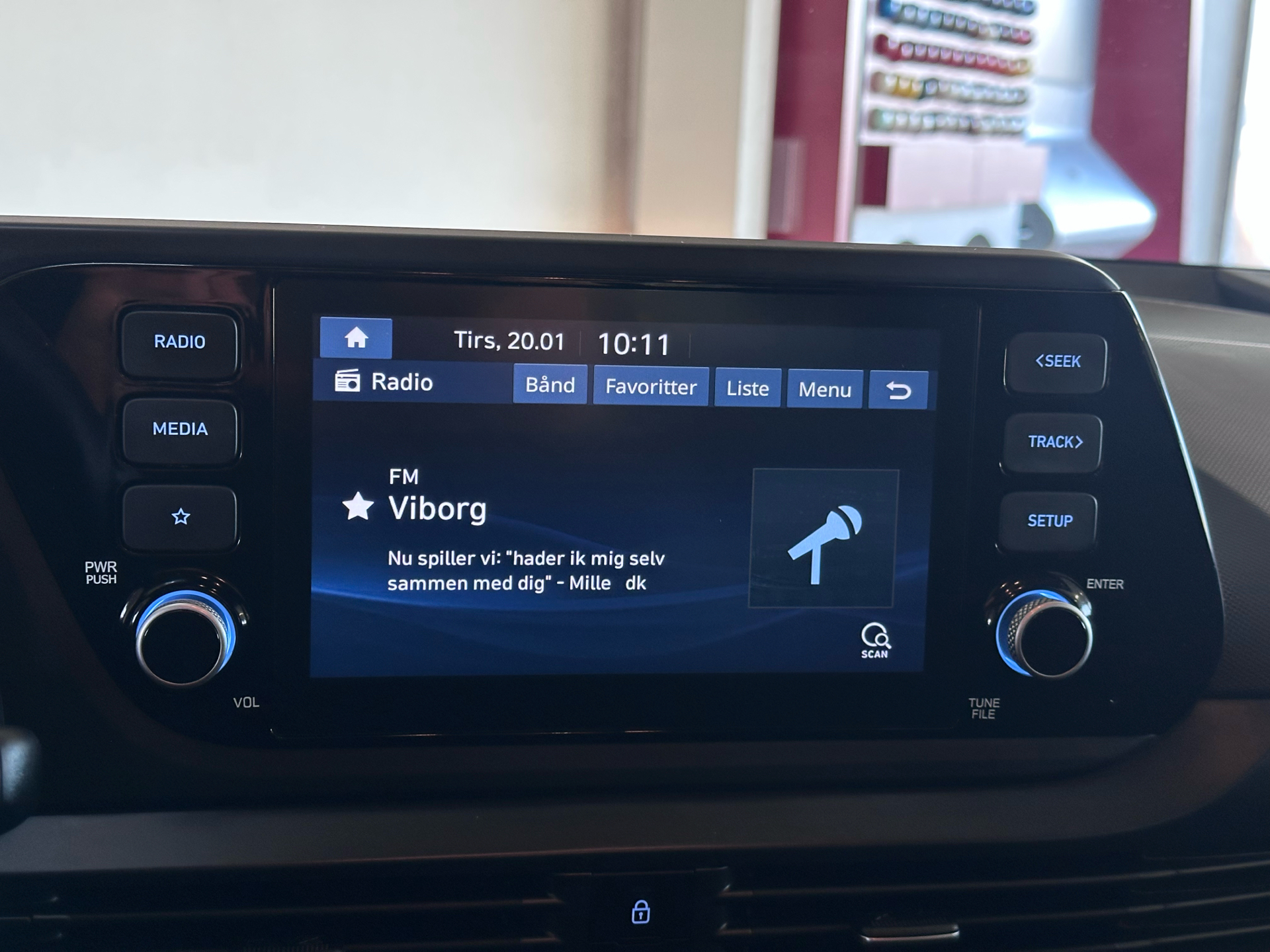 Billede af Hyundai i20 1,0 T-GDI Essential Komfort DCT 100HK 5d 7g Aut.