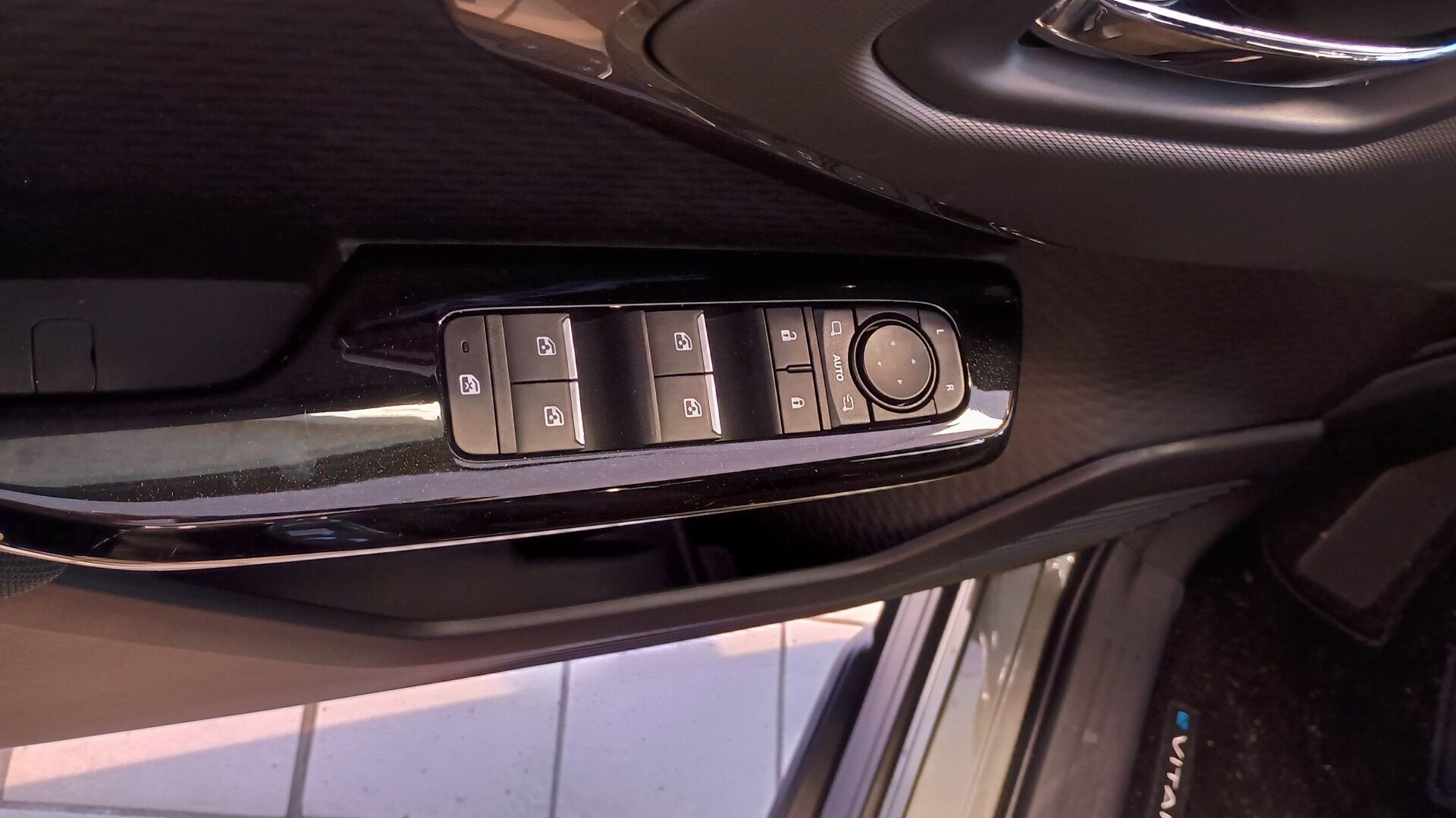 Billede af Suzuki eVitara EL Active 174HK 5d Aut.