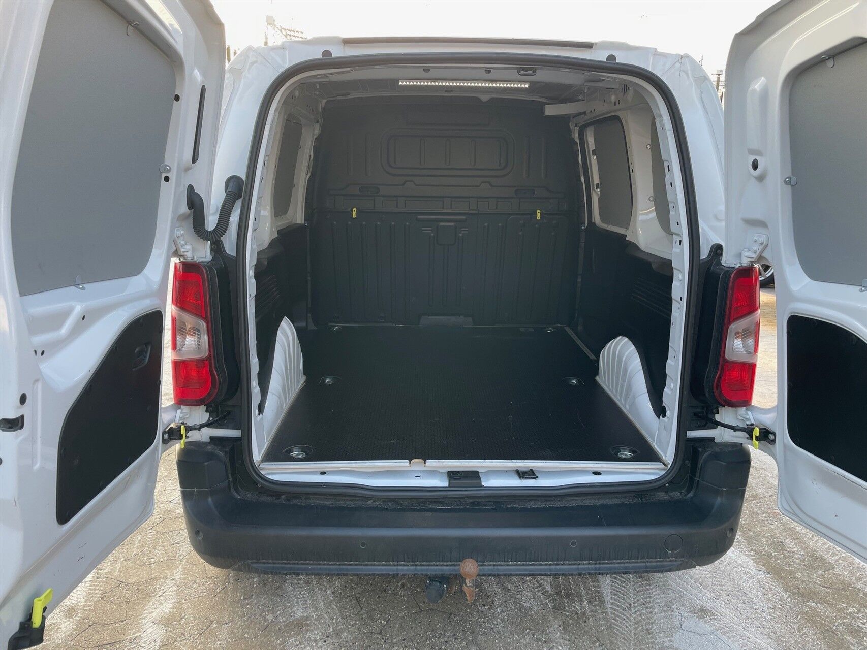 Billede af Toyota Proace City Medium 1,5 D Comfort 102HK Van