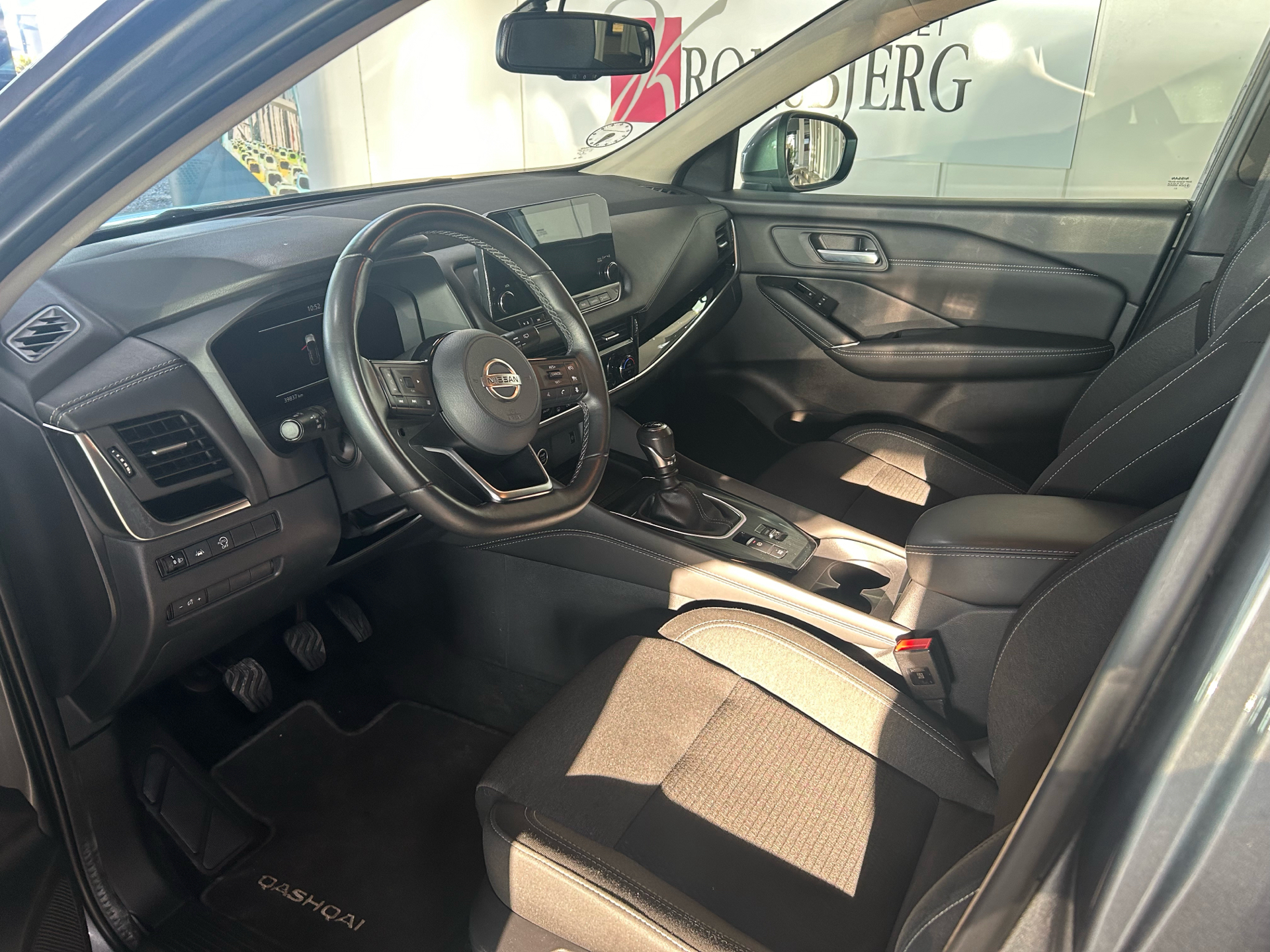 Billede af Nissan Qashqai 1,3 MHEV  Mild hybrid N-Connecta 140HK 5d 6g