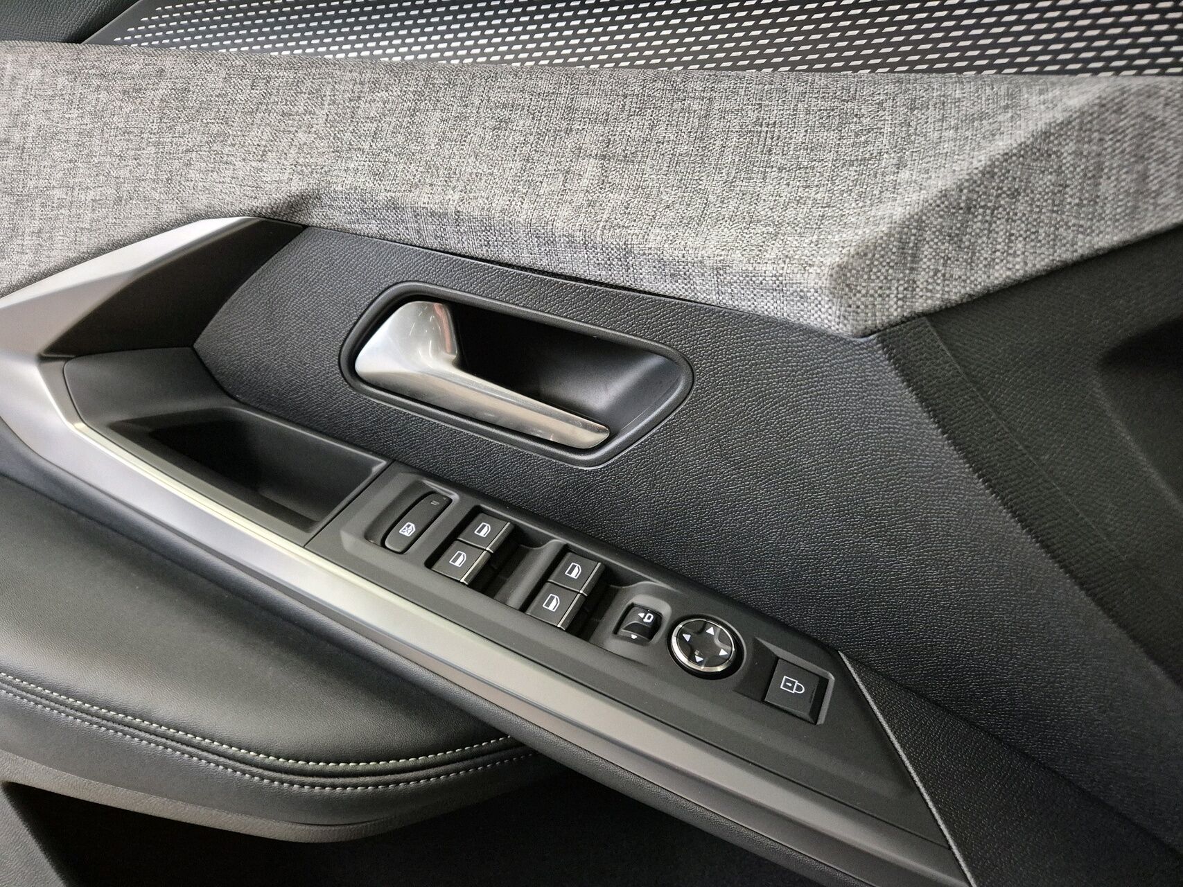 Billede af Peugeot e-5008 EL GT Pack 210HK 5d Aut.