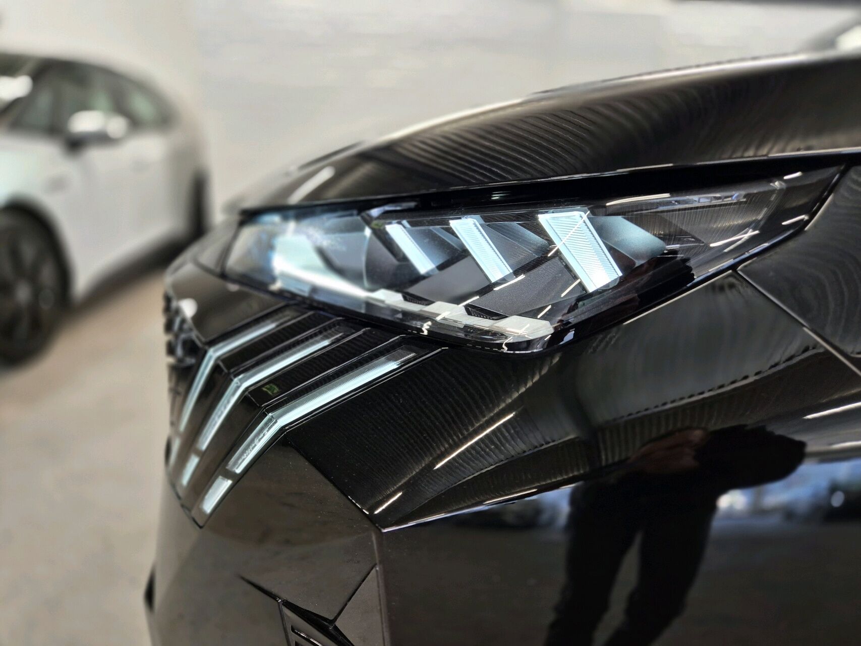 Billede af Peugeot e-5008 EL GT Pack 210HK 5d Aut.