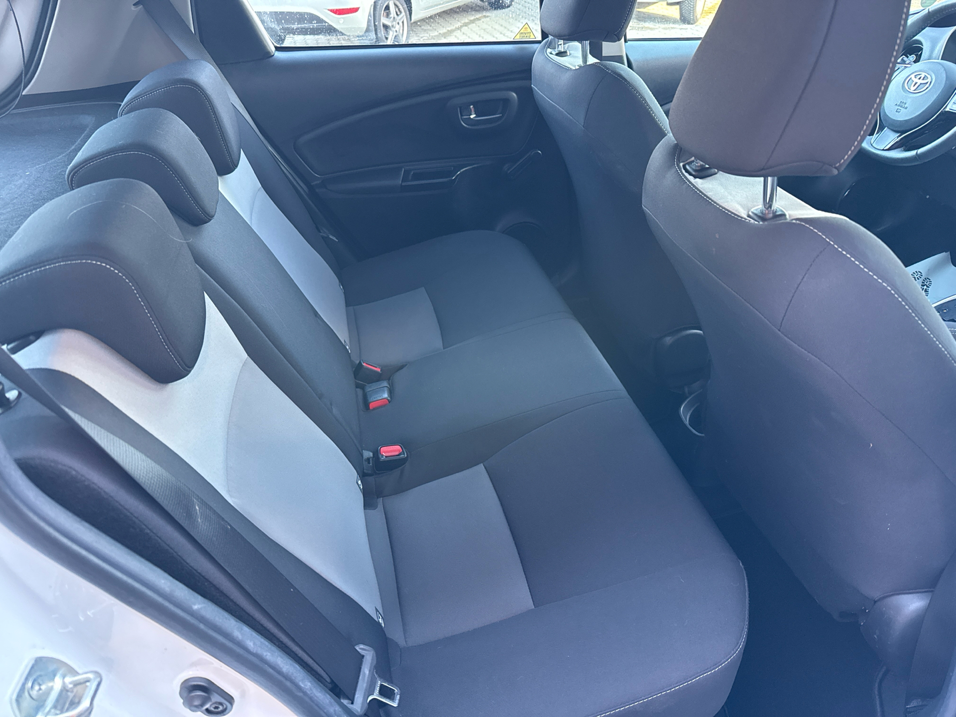 Billede af Toyota Yaris 1,5 Hybrid H2 Premium E-CVT 100HK 5d Trinl. Gear