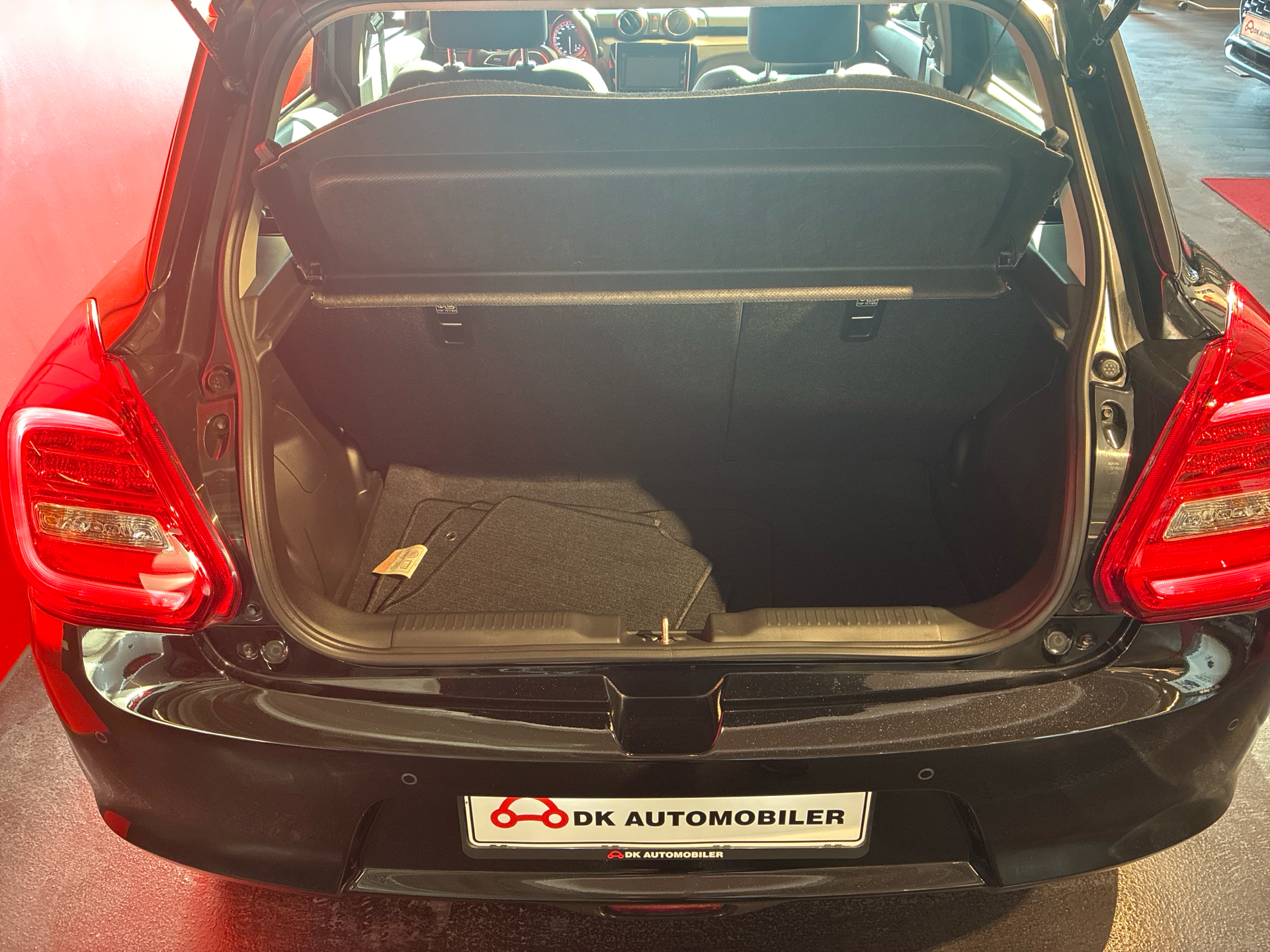 Billede af Suzuki Swift 1,2 Dualjet  Mild hybrid Exclusive AEB CVT 83HK 5d Trinl. Gear