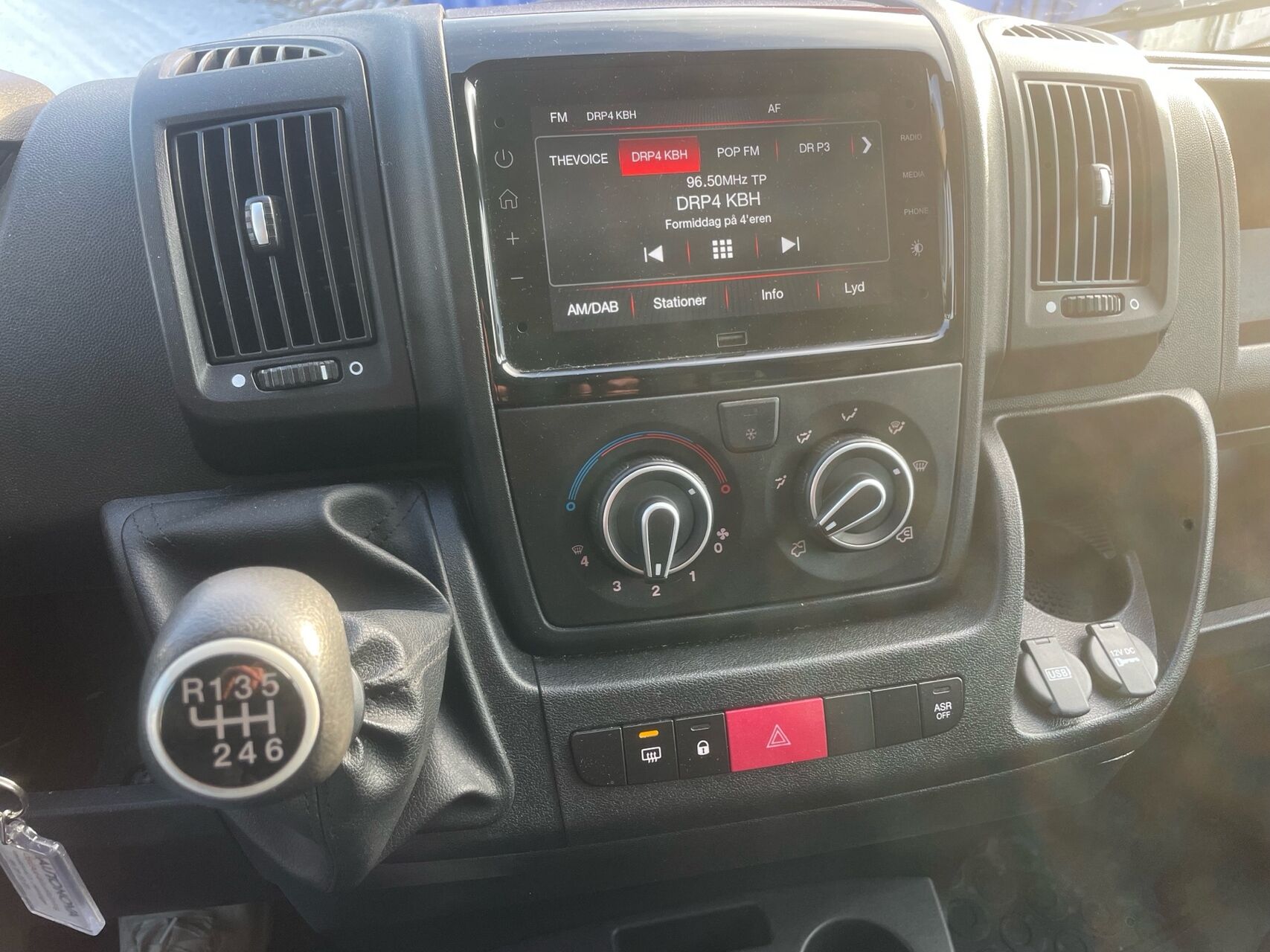 Billede af Citroën Jumper 33 L3H2 2,2 Blue HDi Flexline 140HK Van 6g