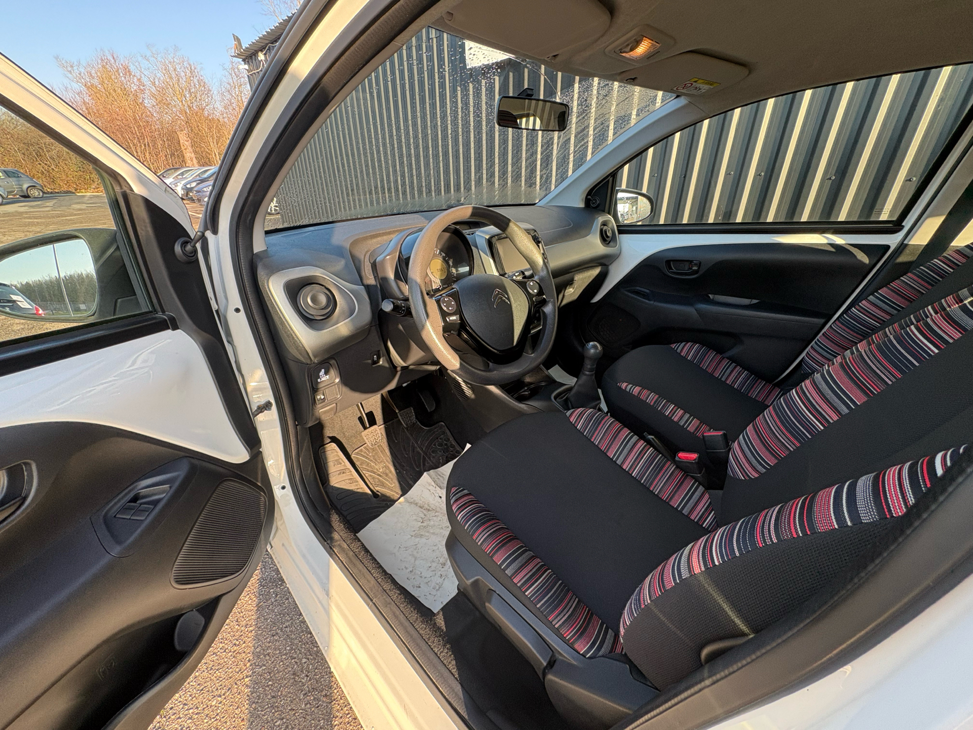 Billede af Citroën C1 1,2 PureTech Funky 82HK 5d