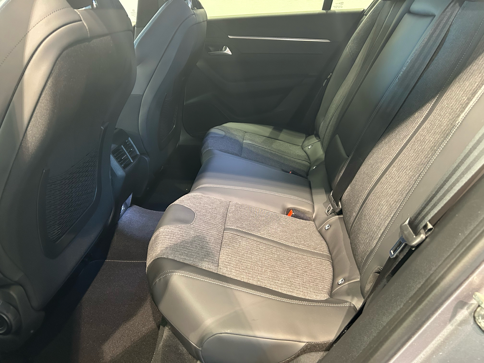 Billede af Peugeot 508 SW 1,5 BlueHDi Limited Pack EAT8 start/stop 130HK Stc 8g Aut.