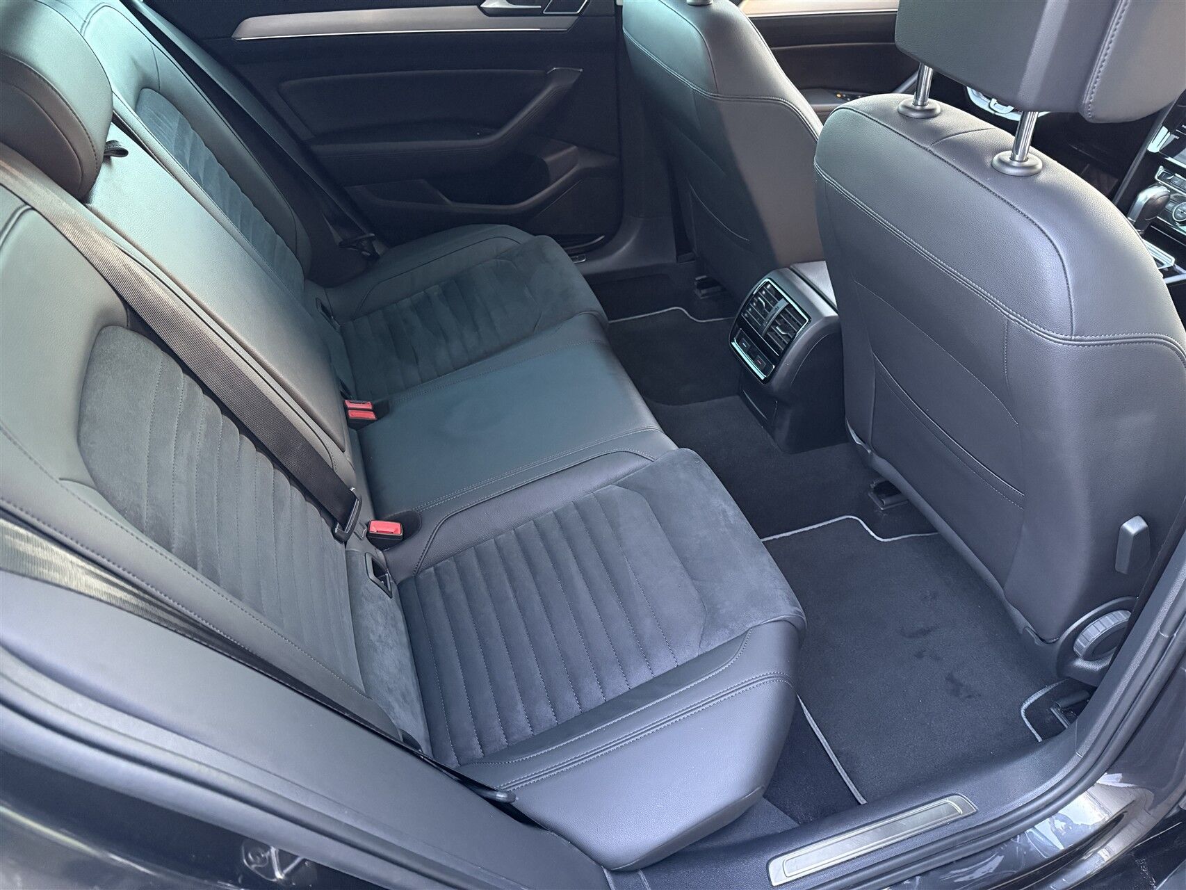 Billede af VW Passat Variant 1,5 TSI EVO ACT Highline DSG 150HK Stc 7g Aut.