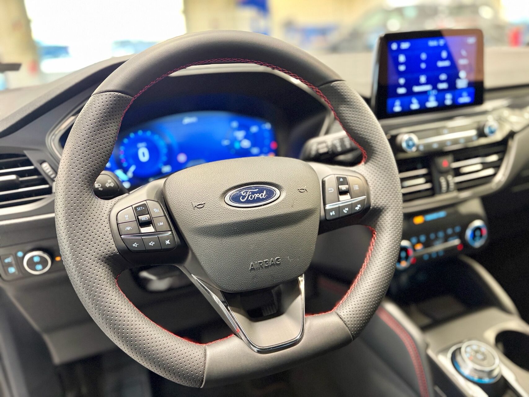 Billede af Ford Kuga 2,5 Plugin-hybrid ST-Line X CVT 225HK 5d Trinl. Gear