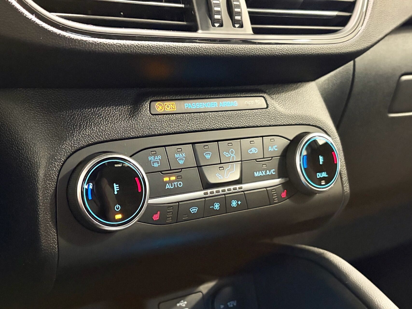 Billede af Ford Kuga 2,5 Plugin-hybrid ST-Line X CVT 225HK 5d Trinl. Gear