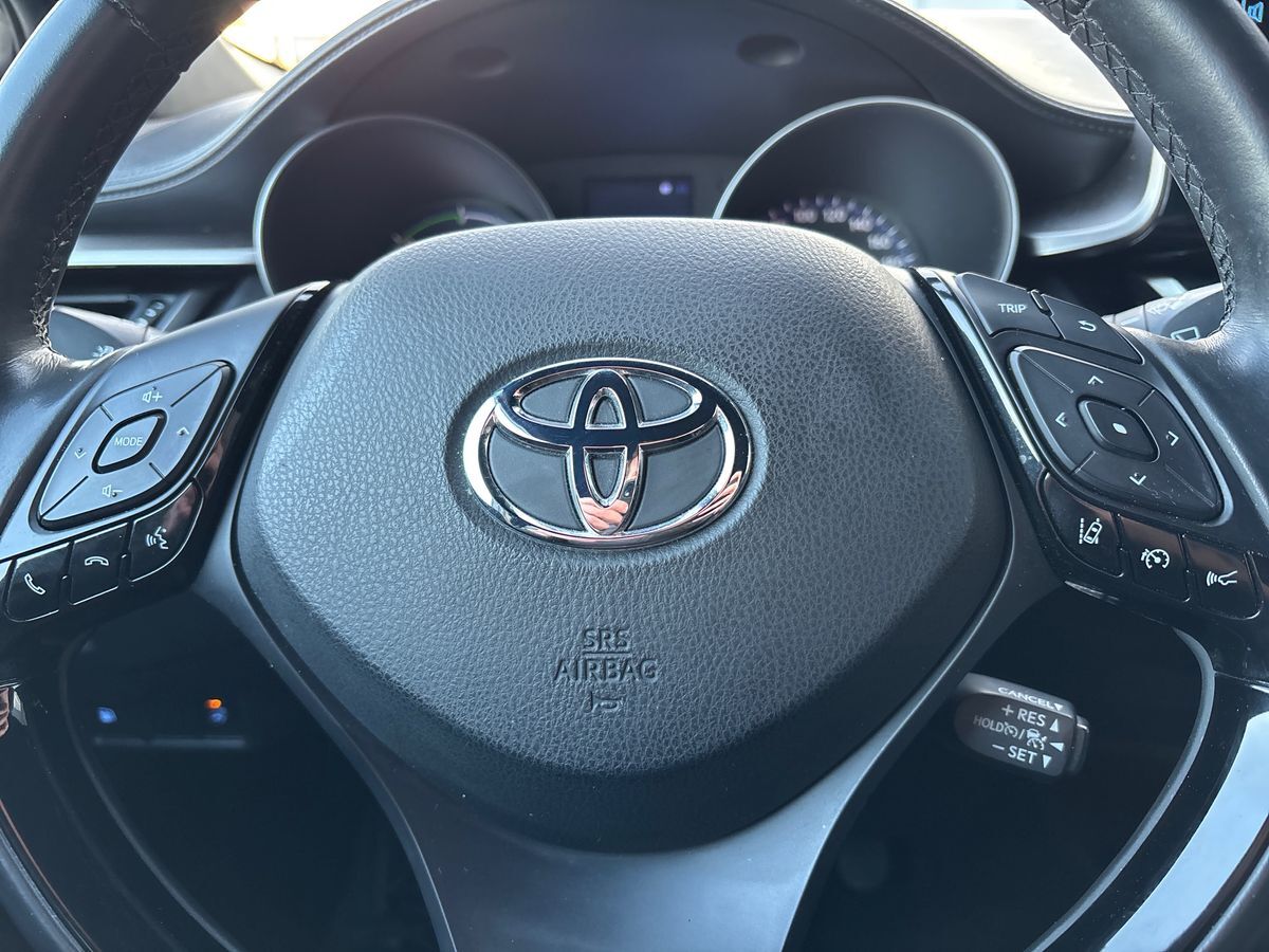 Billede af Toyota C-HR 1,8 Hybrid C-LUB Premium Selected Multidrive S 122HK 5d Aut.