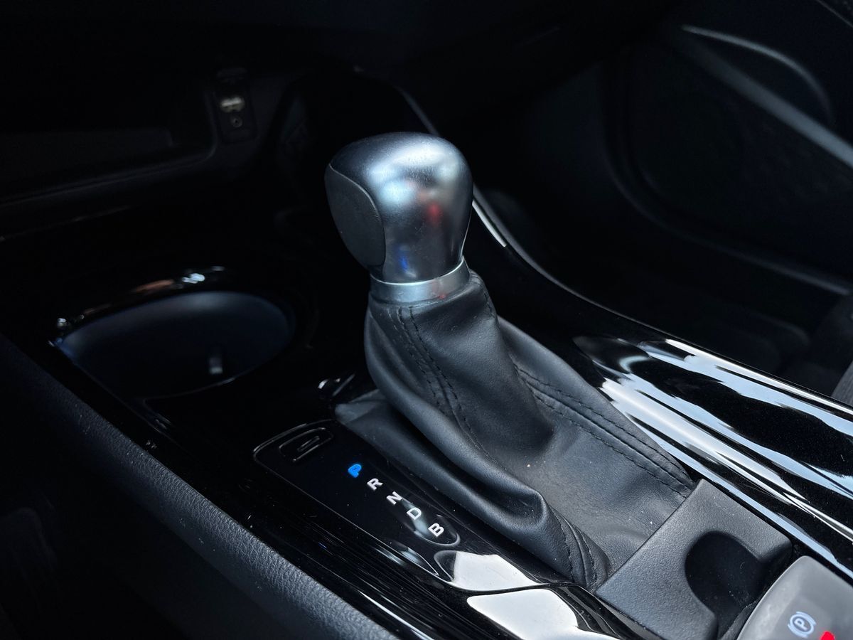 Billede af Toyota C-HR 1,8 Hybrid C-LUB Premium Selected Multidrive S 122HK 5d Aut.