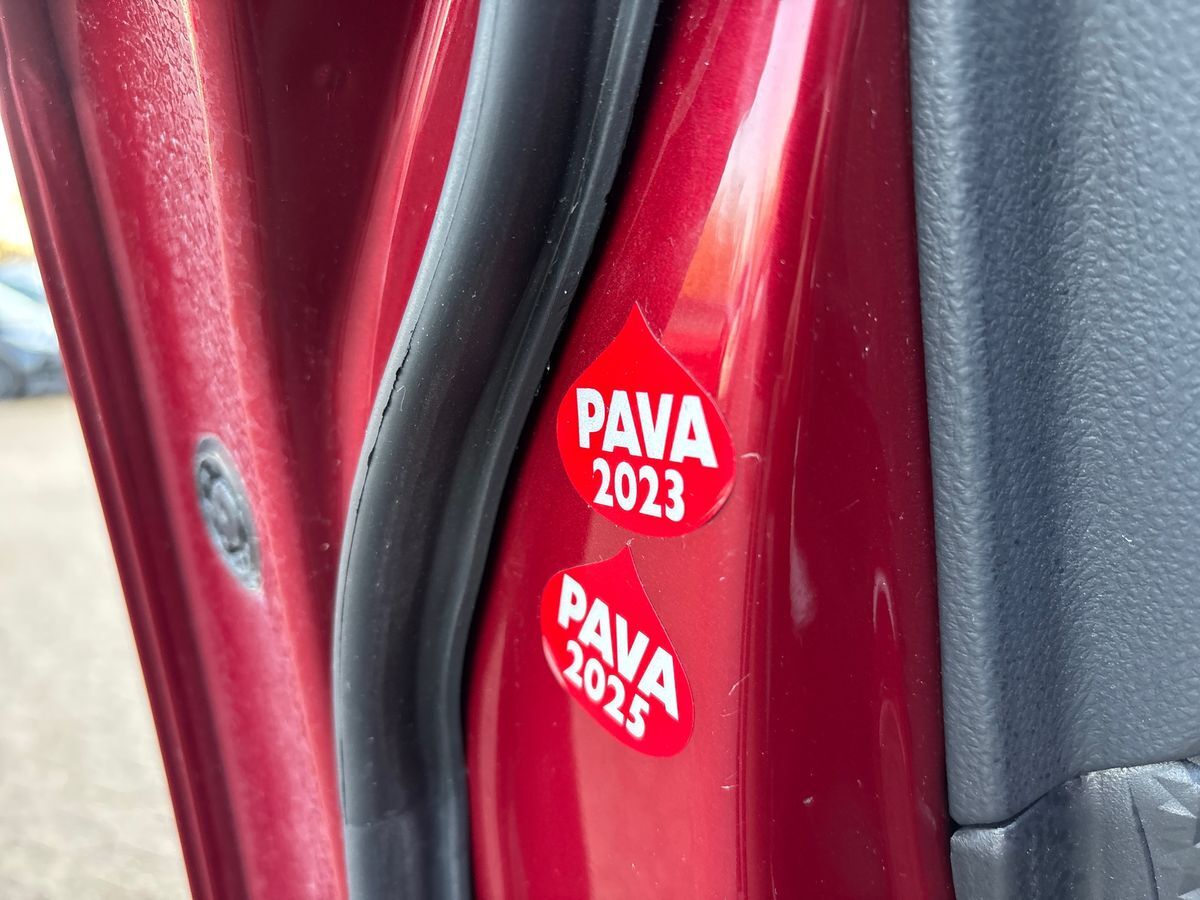 Billede af Toyota C-HR 1,8 Hybrid C-LUB Premium Selected Multidrive S 122HK 5d Aut.