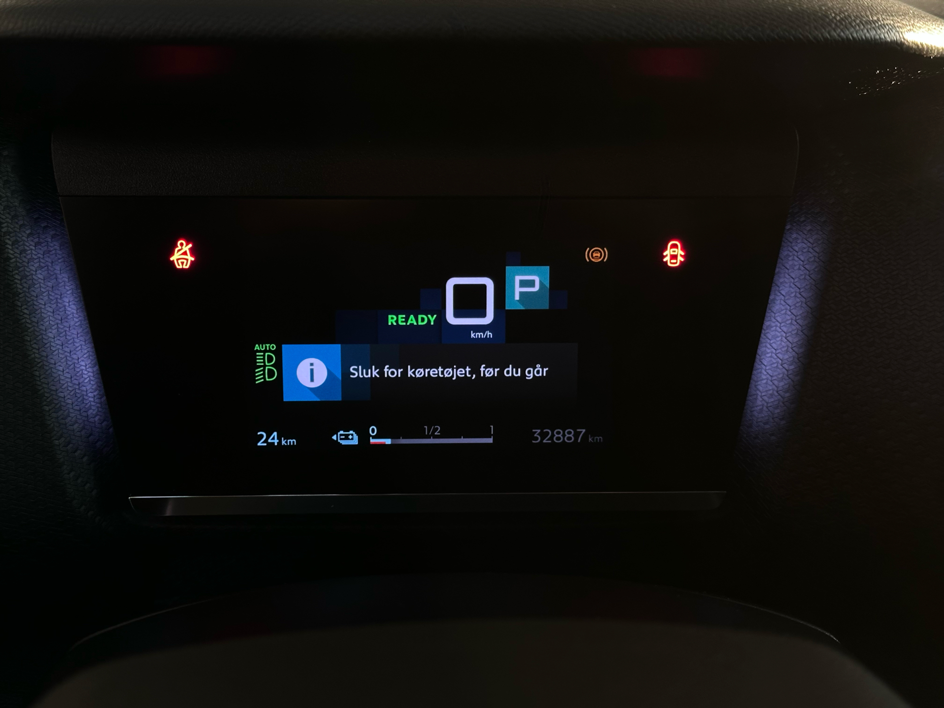 Billede af Citroën e-C4 EL Shine Sport 136HK 5d Aut.