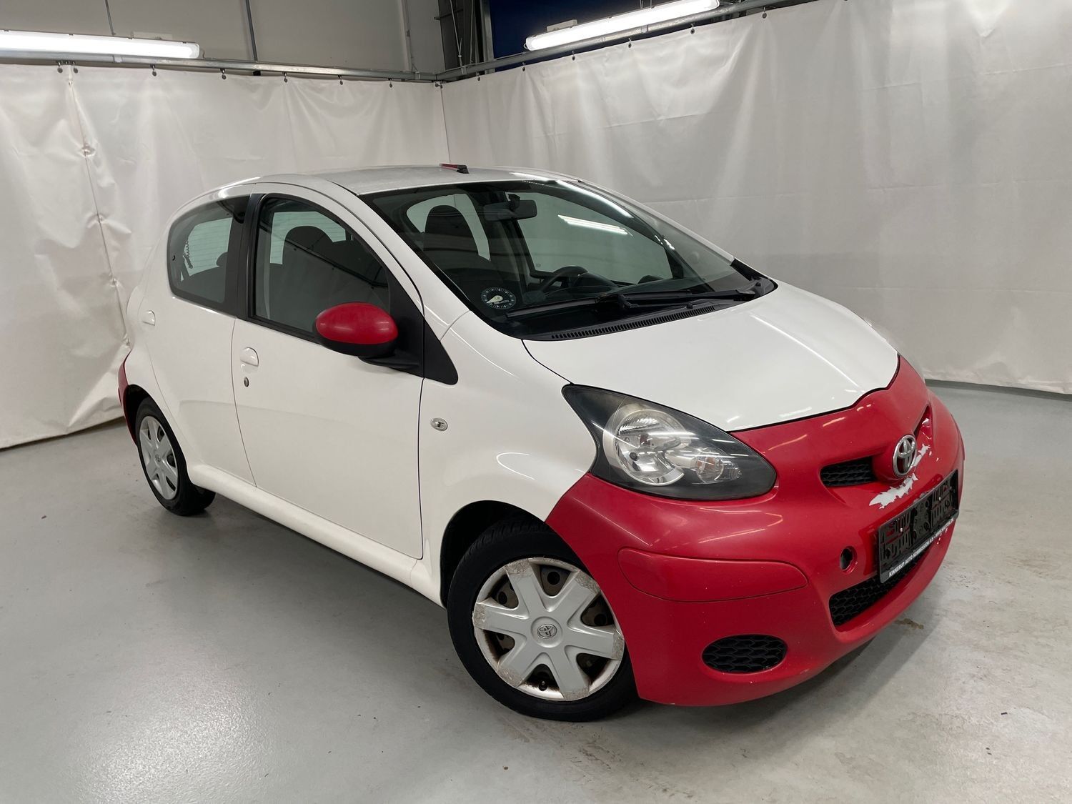 Billede af Toyota Aygo Plus 1,0 VVT-I Air VSC 68HK 5d