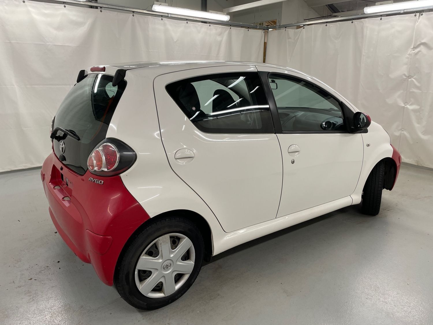 Billede af Toyota Aygo Plus 1,0 VVT-I Air VSC 68HK 5d
