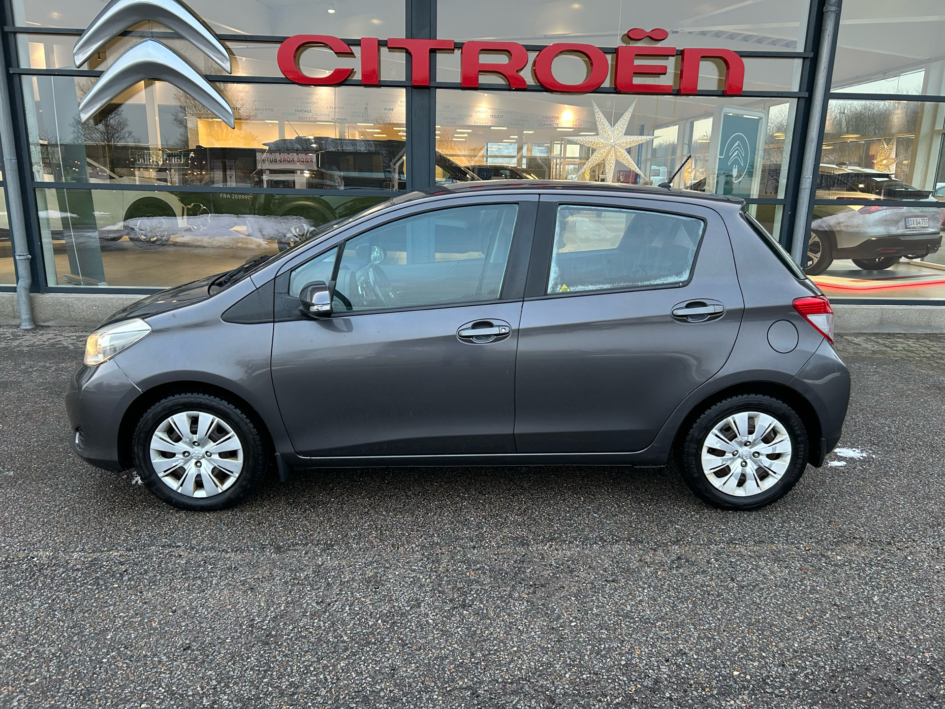 Billede af Toyota Yaris 1,3 VVT-I T2 Touch 100HK 5d 6g