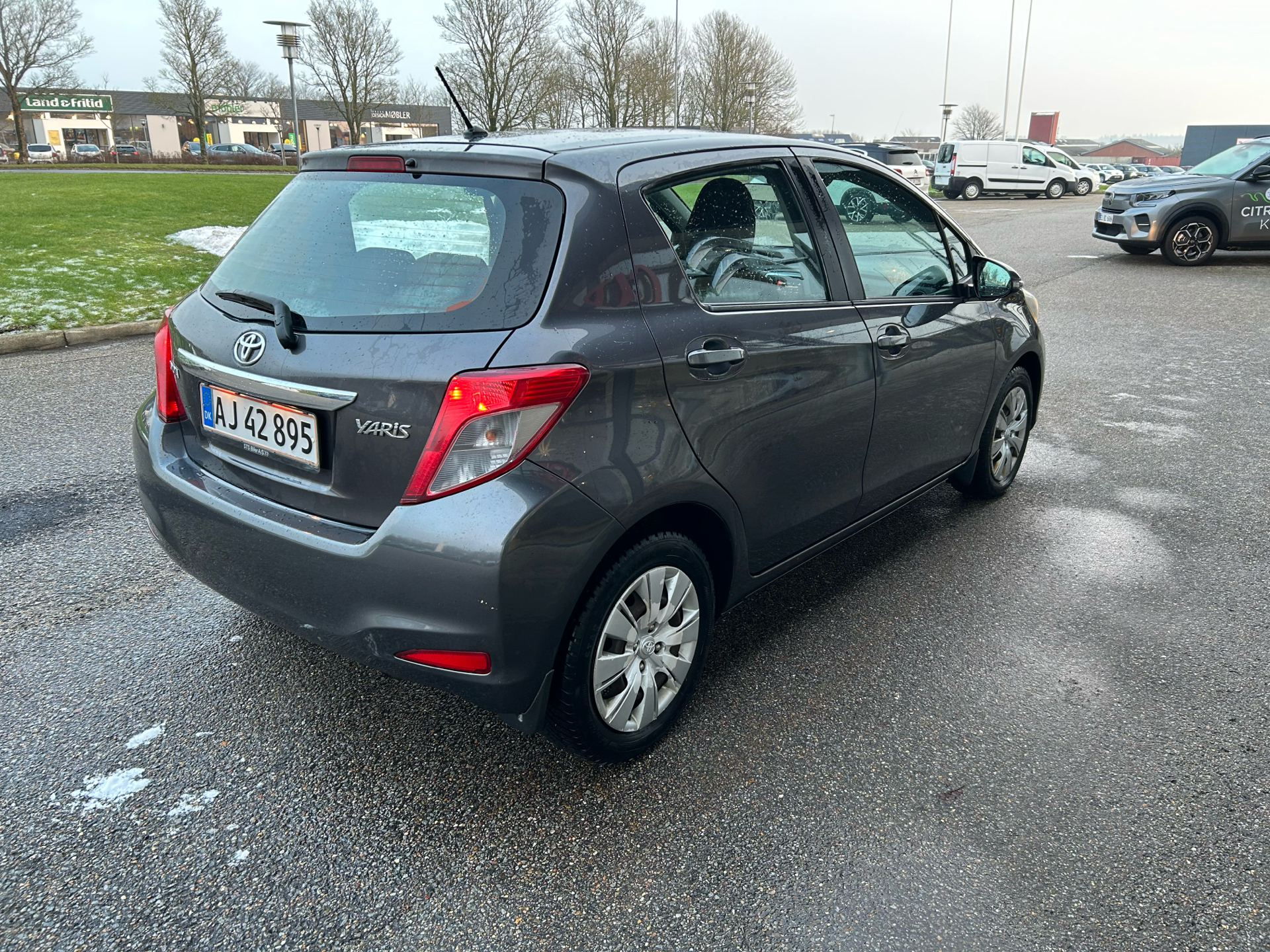 Billede af Toyota Yaris 1,3 VVT-I T2 Touch 100HK 5d 6g