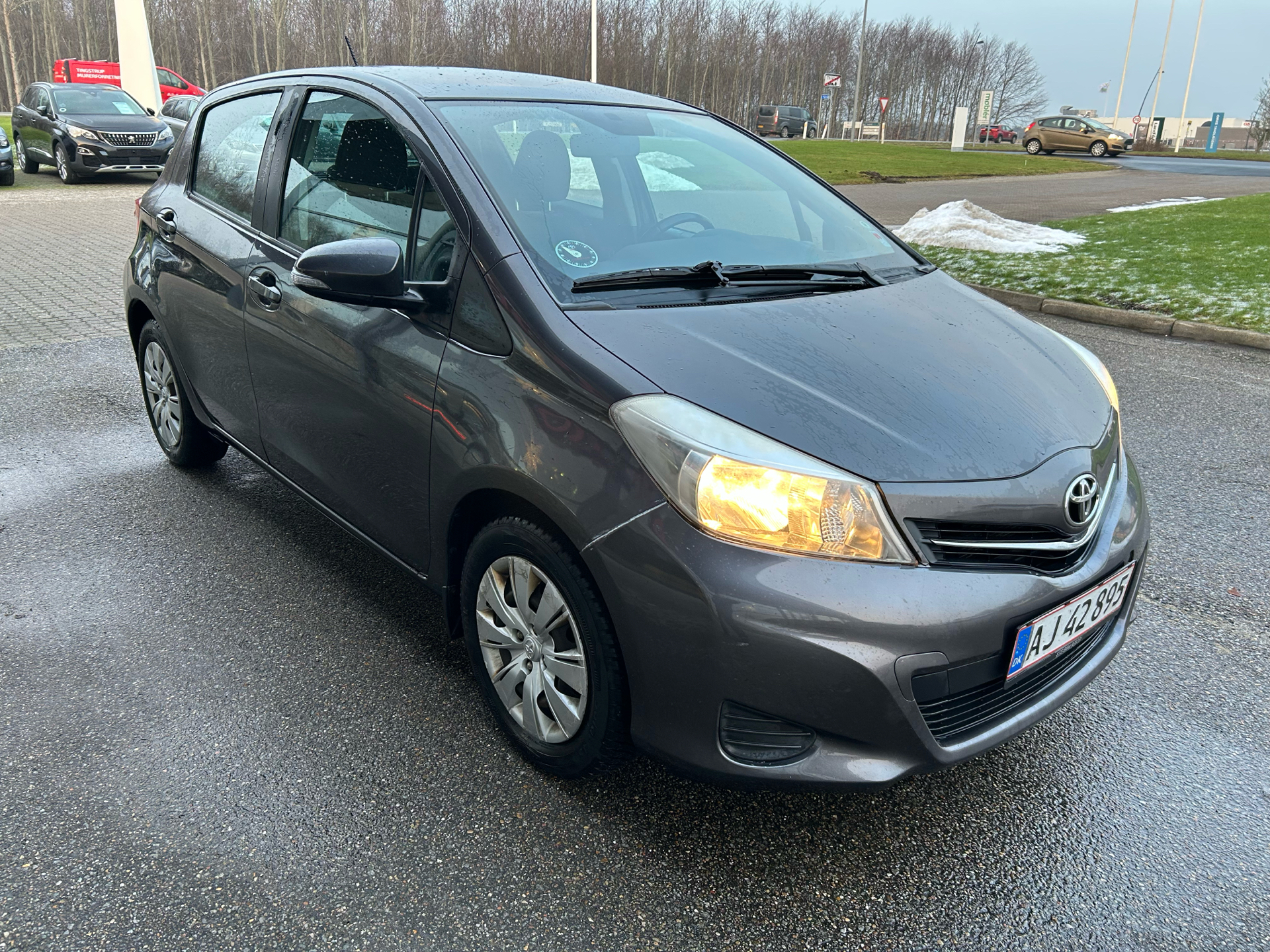 Billede af Toyota Yaris 1,3 VVT-I T2 Touch 100HK 5d 6g