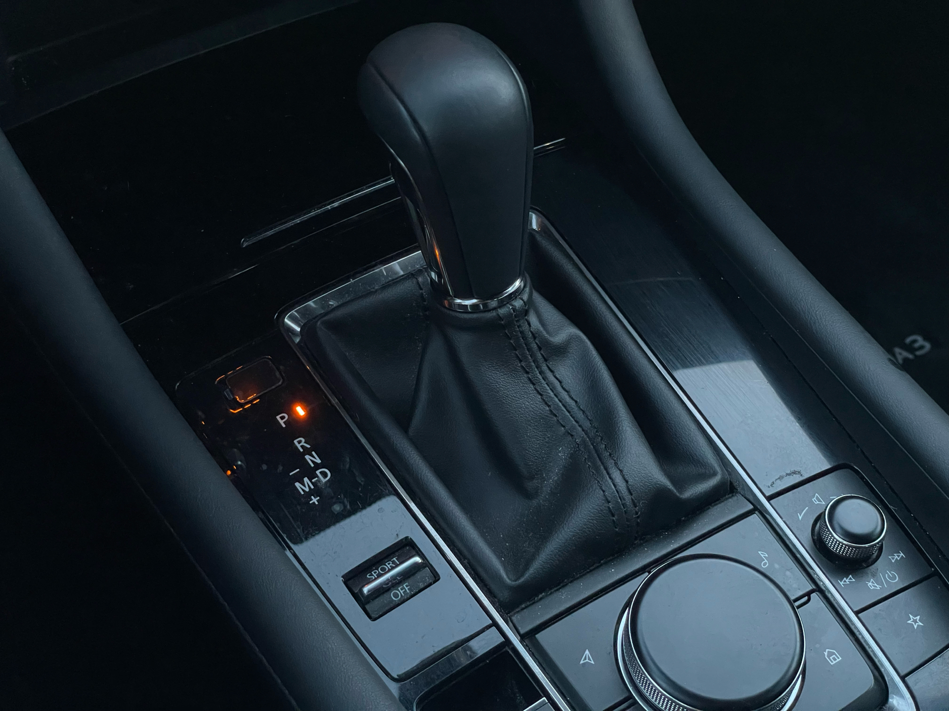 Billede af Mazda 3 2,0 Skyactiv-G  Mild hybrid Sky 150HK 5d 6g Aut.