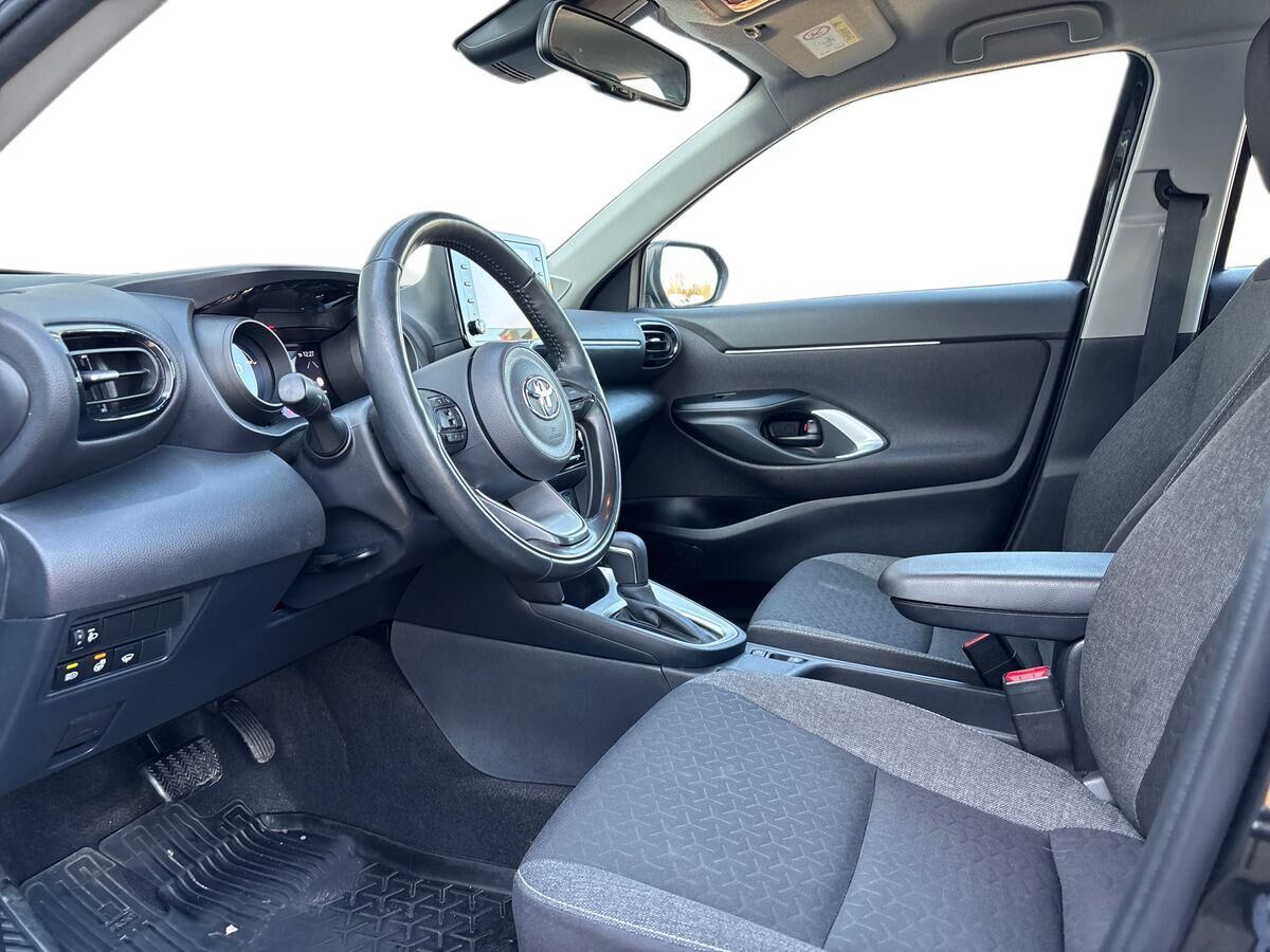 Billede af Toyota Yaris Cross 1,5 Hybrid Active 116HK 5d Trinl. Gear