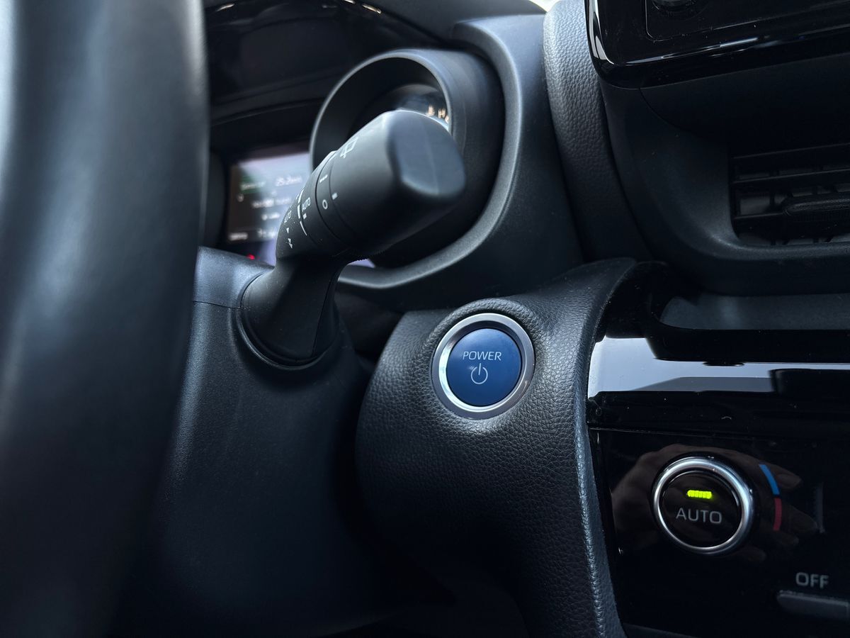 Billede af Toyota Yaris Cross 1,5 Hybrid Active 116HK 5d Trinl. Gear