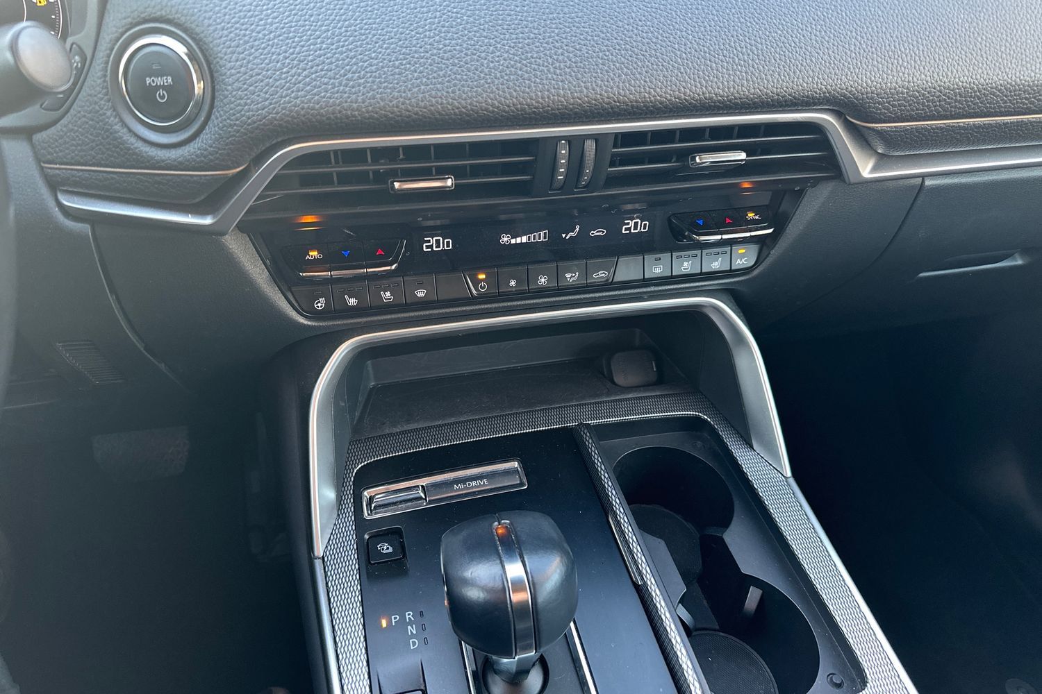 Billede af Mazda CX-60 2,5 e-Skyactiv  Plugin-hybrid Homura AWD 327HK 5d 8g Aut.