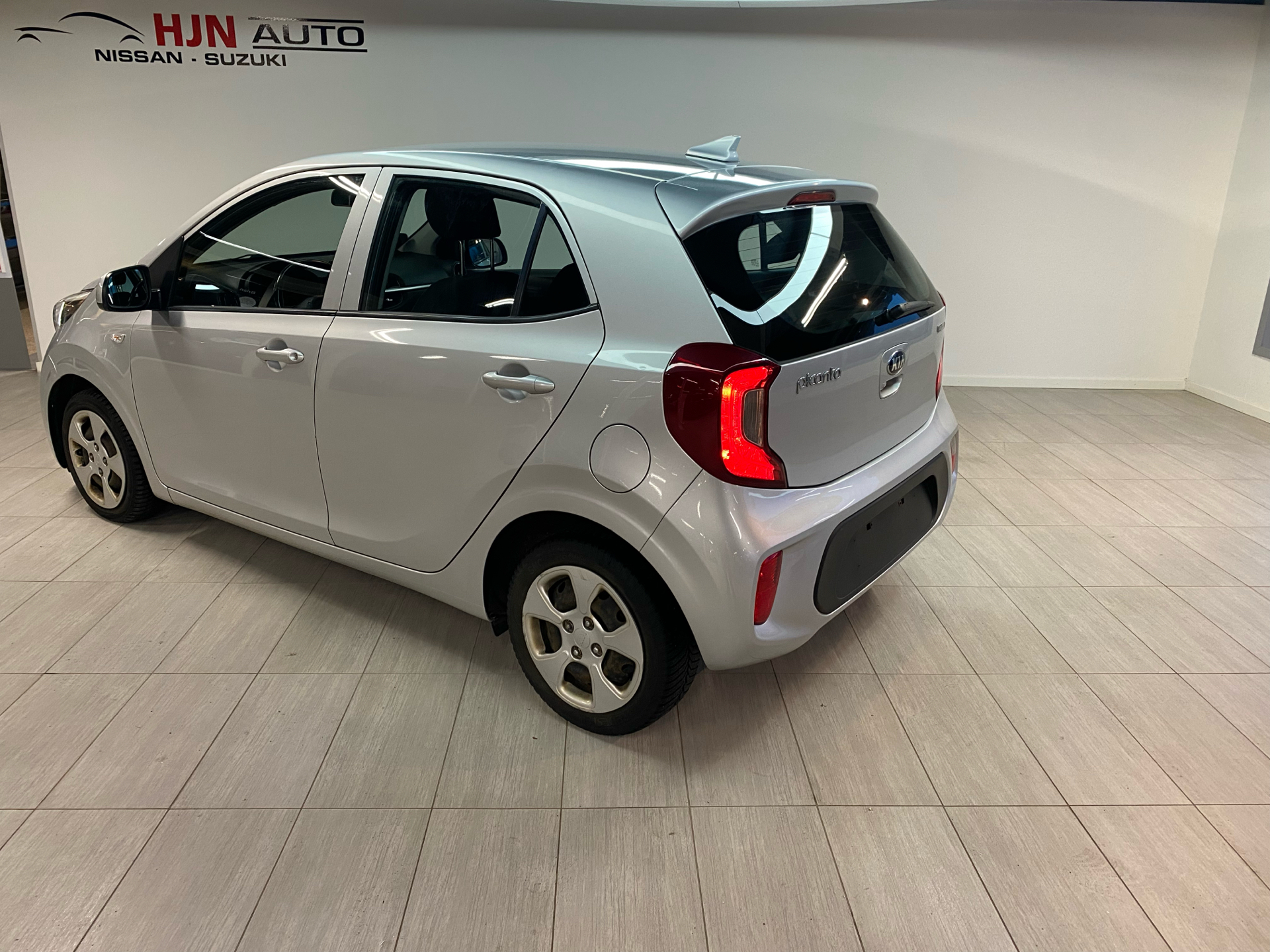 Billede af Kia Picanto 1,0 MPI Attraction 67HK 5d