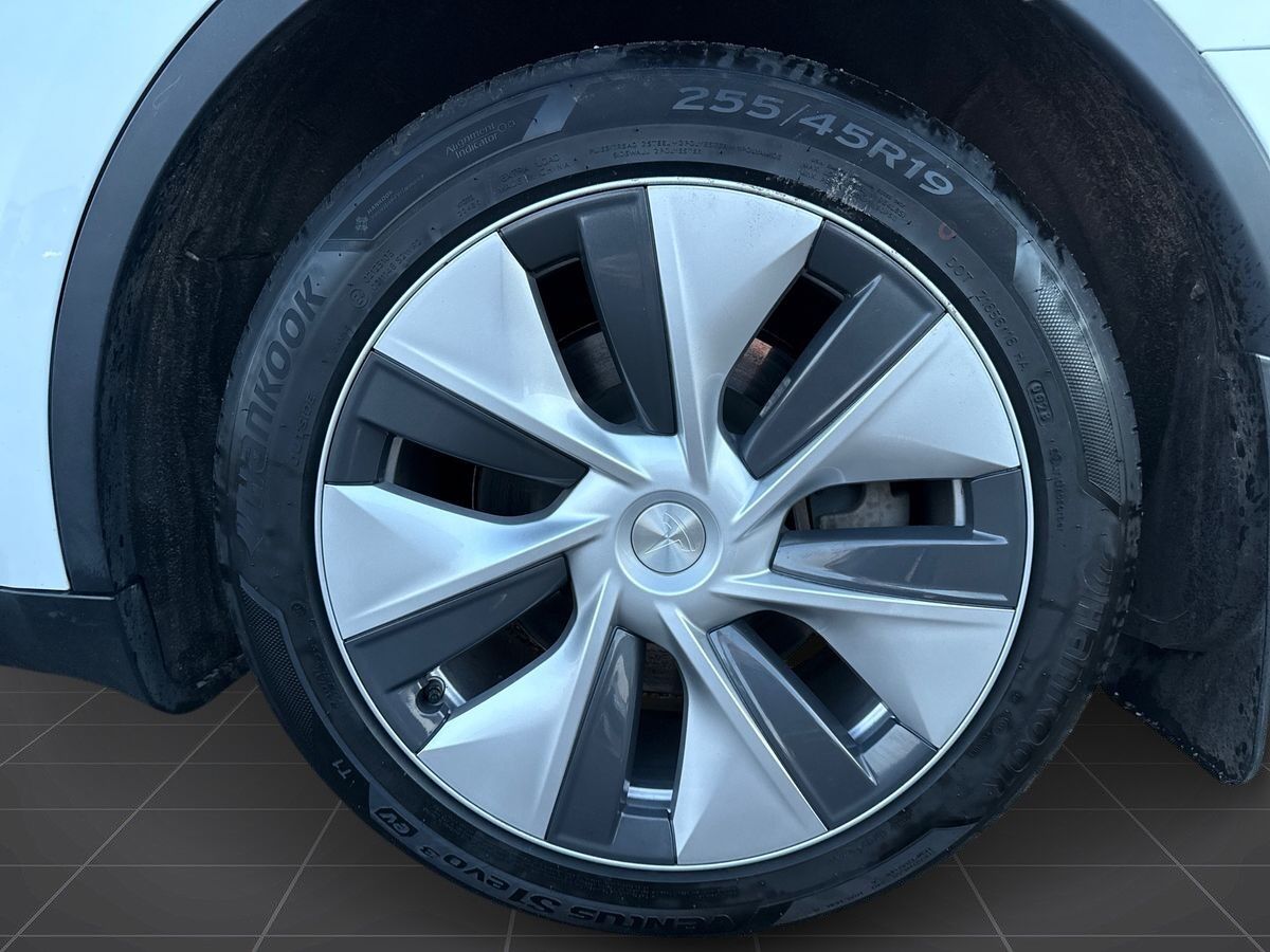 Billede af Tesla Model Y EL RWD 299HK 5d Aut.