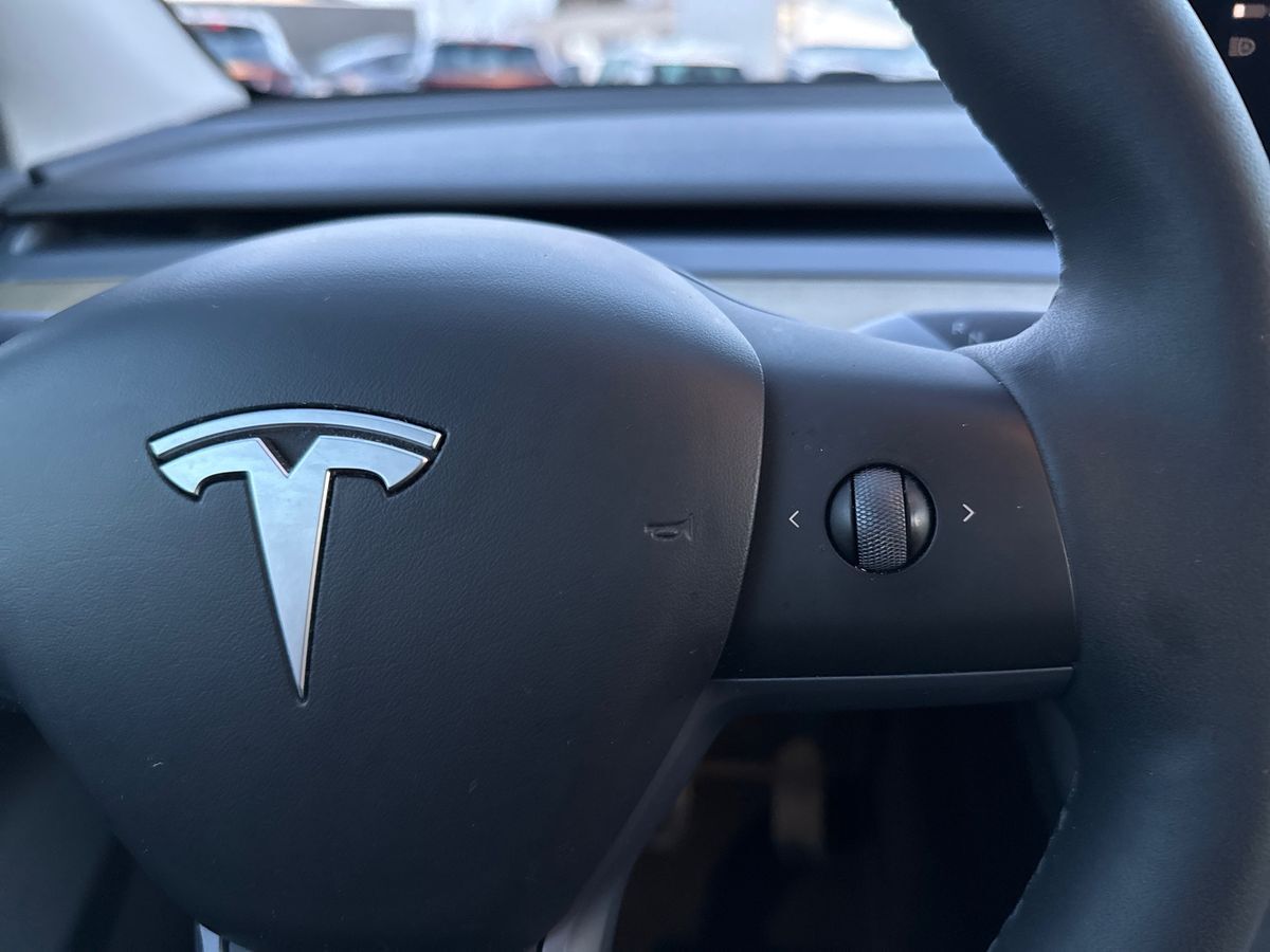 Billede af Tesla Model Y EL RWD 299HK 5d Aut.