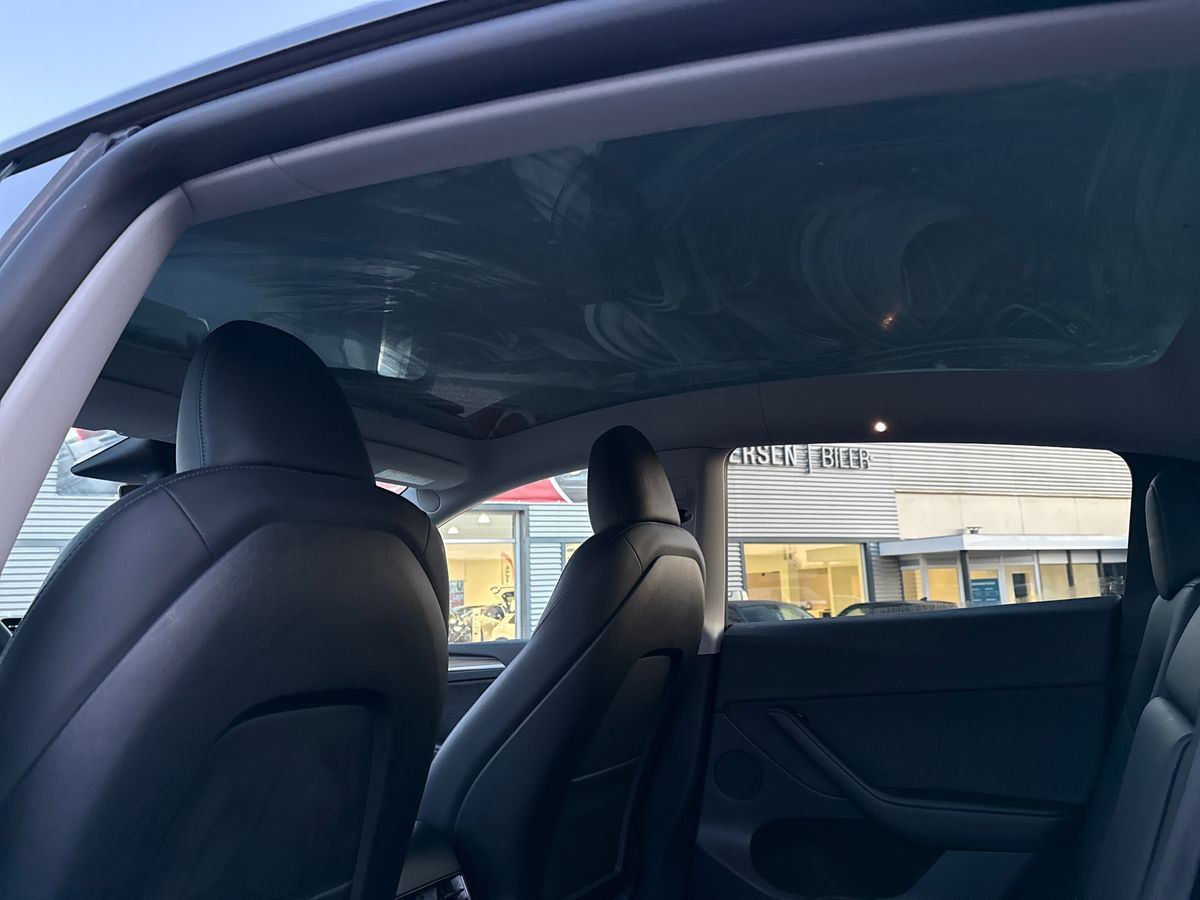 Billede af Tesla Model Y EL RWD 299HK 5d Aut.