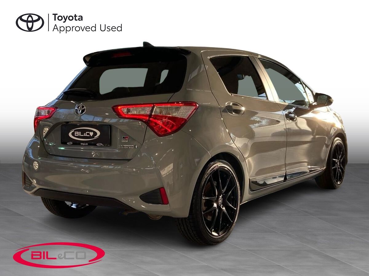 Billede af Toyota Yaris 1,5 Hybrid H3 GR Sport E-CVT 100HK 5d Trinl. Gear