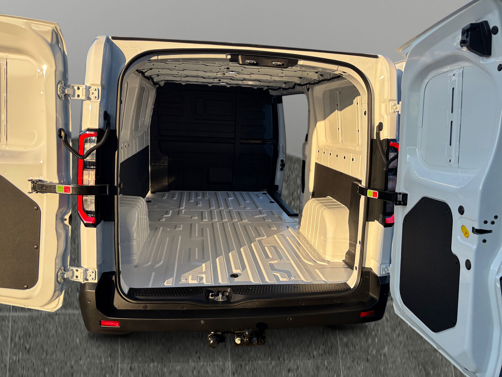 Billede af Farizon SV L2H1 83 kWh 231HK Van Aut.