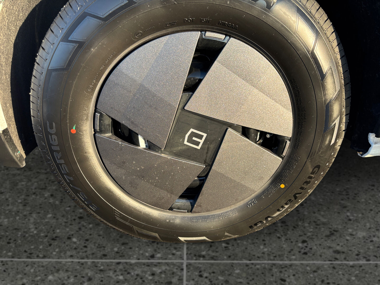 Billede af Farizon SV L2H1 83 kWh 231HK Van Aut.