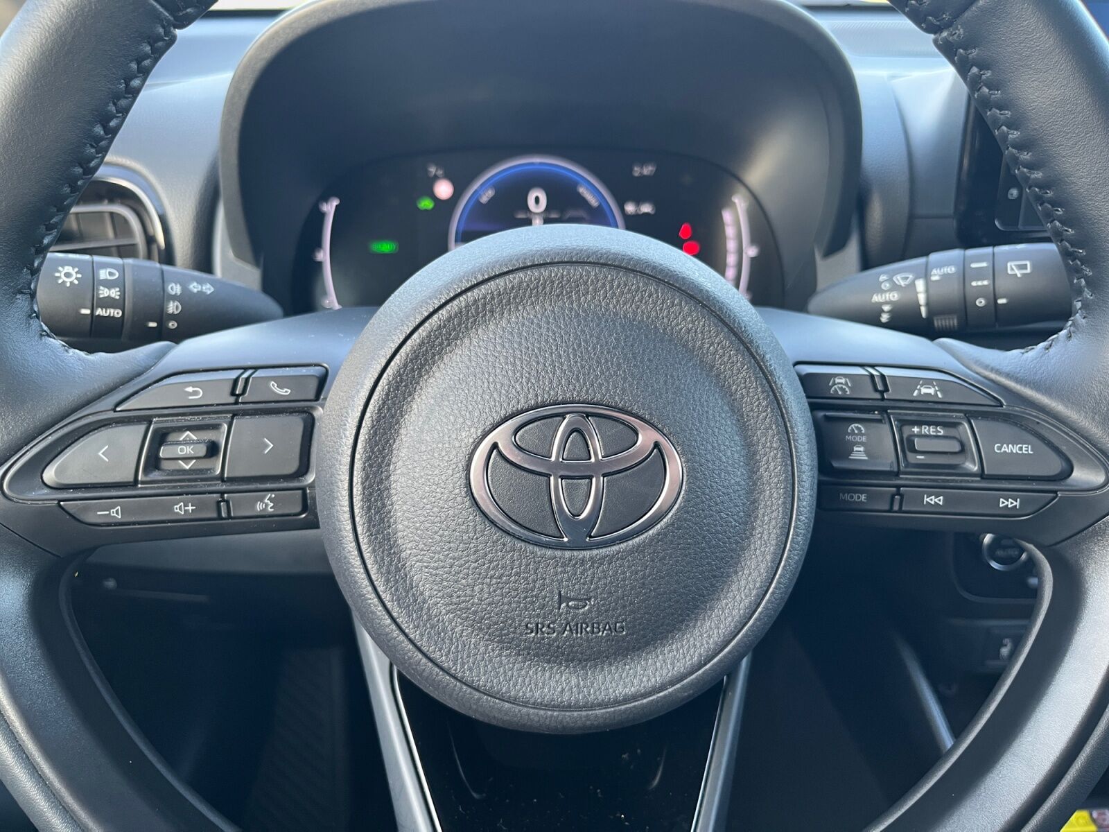 Billede af Toyota Yaris 1,5 Hybrid Style Technology 116HK 5d Trinl. Gear