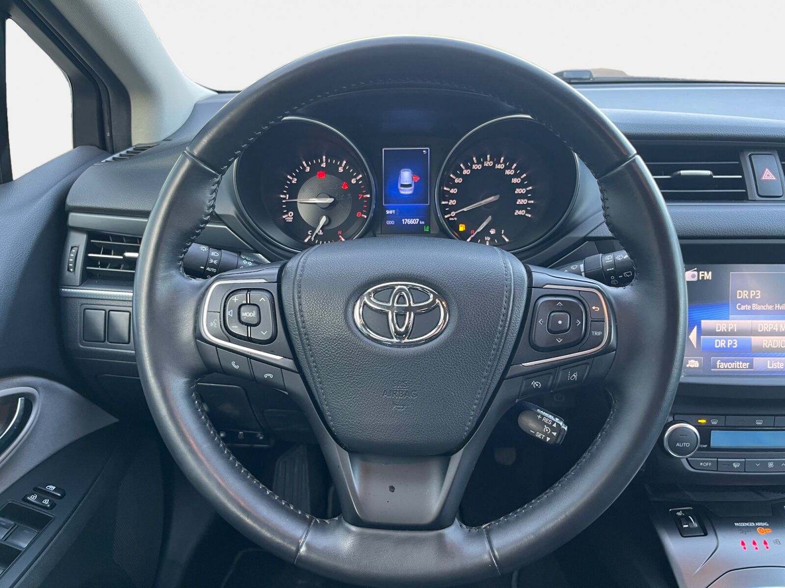 Billede af Toyota Avensis Touring Sports 1,8 VVT-I Spirit 147HK Stc 6g