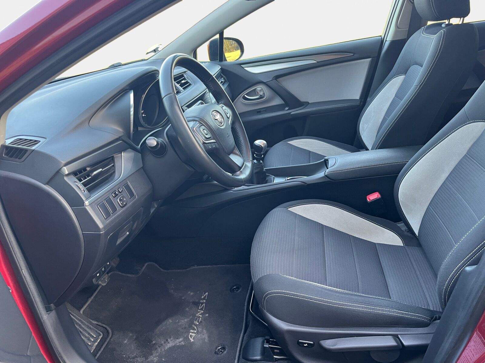 Billede af Toyota Avensis Touring Sports 1,8 VVT-I Spirit 147HK Stc 6g