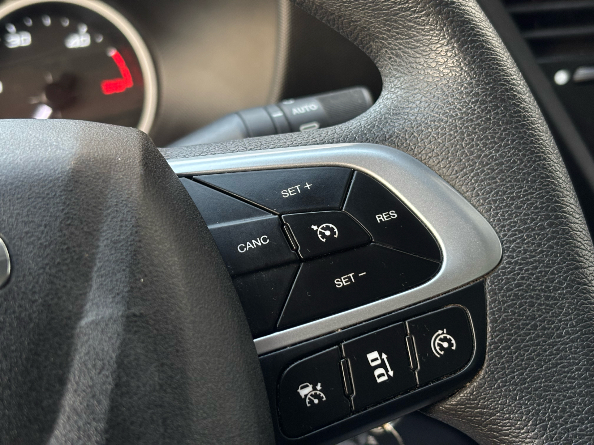 Billede af Iveco Daily 35S18 4100mm 3,0 D 180HK Ladv./Chas. 8g Aut.