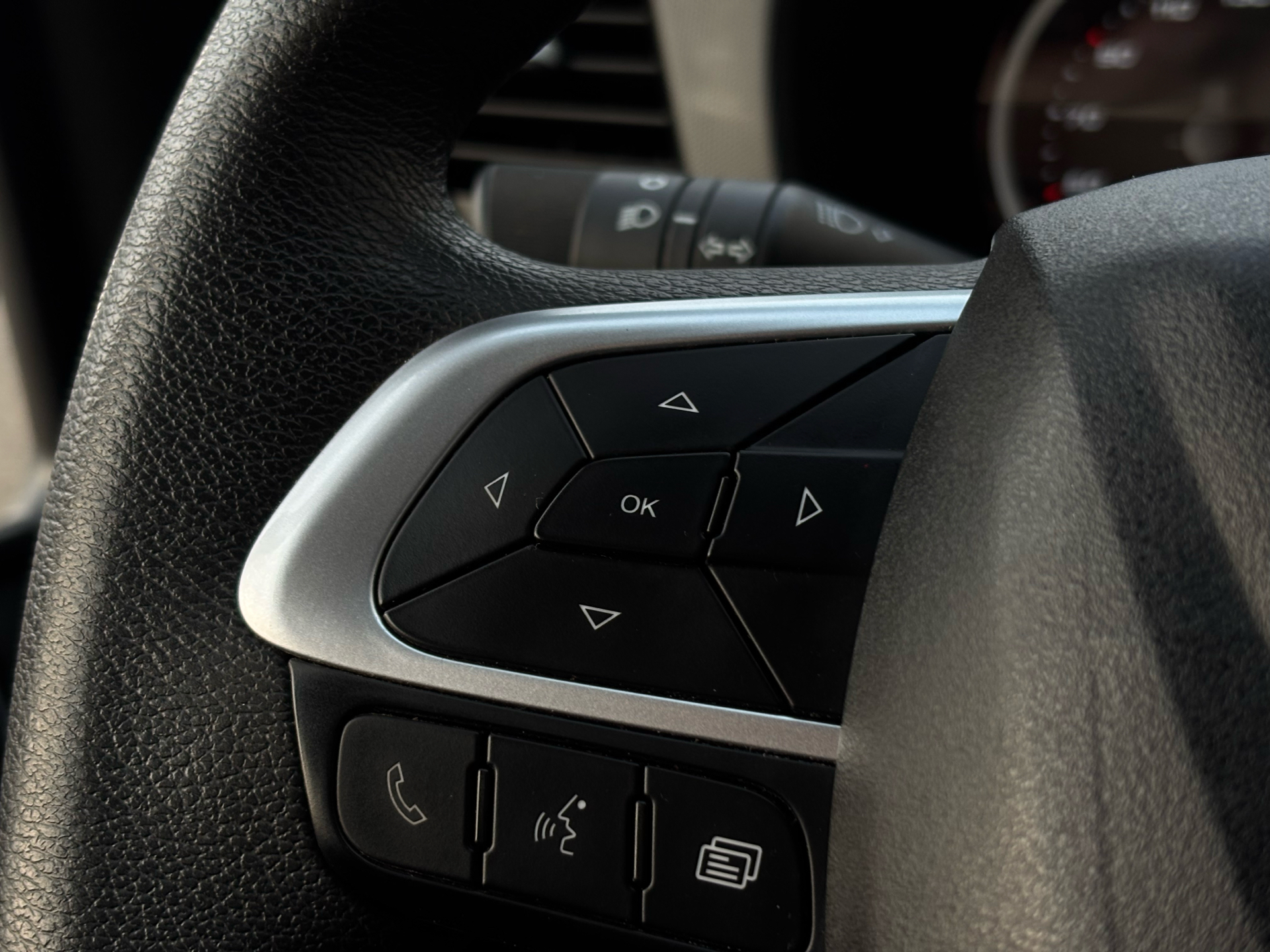 Billede af Iveco Daily 35S18 4100mm 3,0 D 180HK Ladv./Chas. 8g Aut.