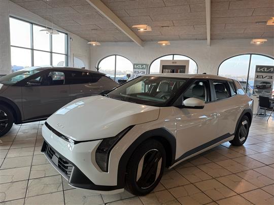 Kia EV4 EL Long Range Access 204HK 5d Aut.