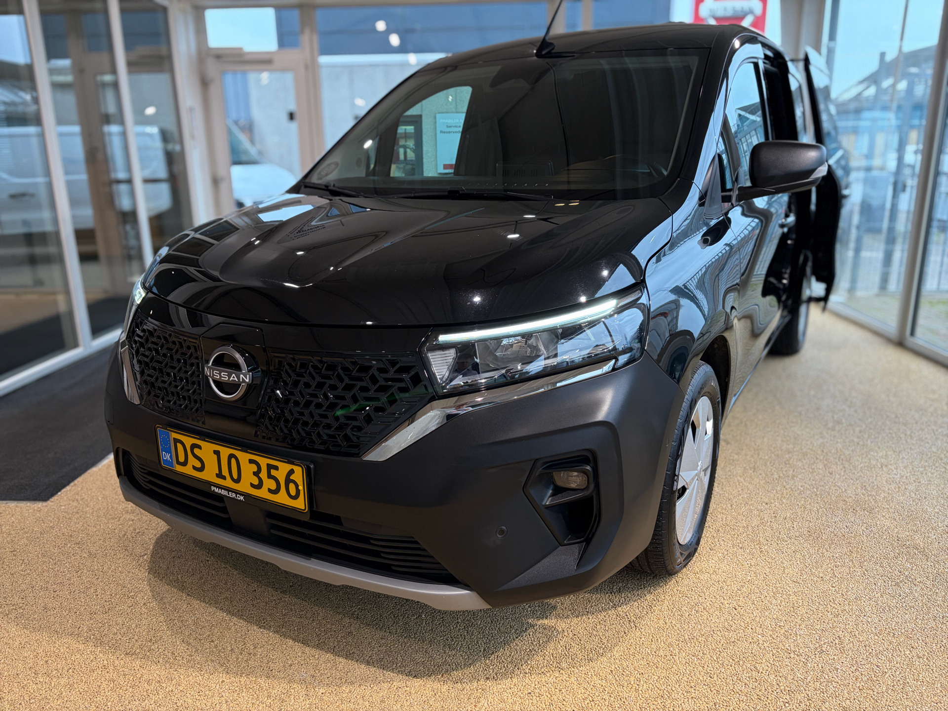 Billede af Nissan Nissan Townstar Van Electric 45KWH N-Conn. L1 Blind FD