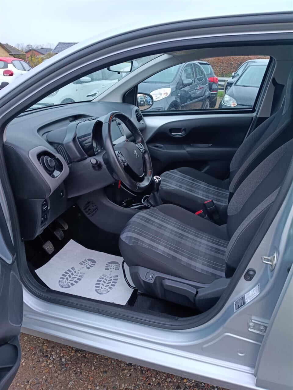 Billede af Peugeot 108 1,0 e-Vti Allure+ 72HK 5d