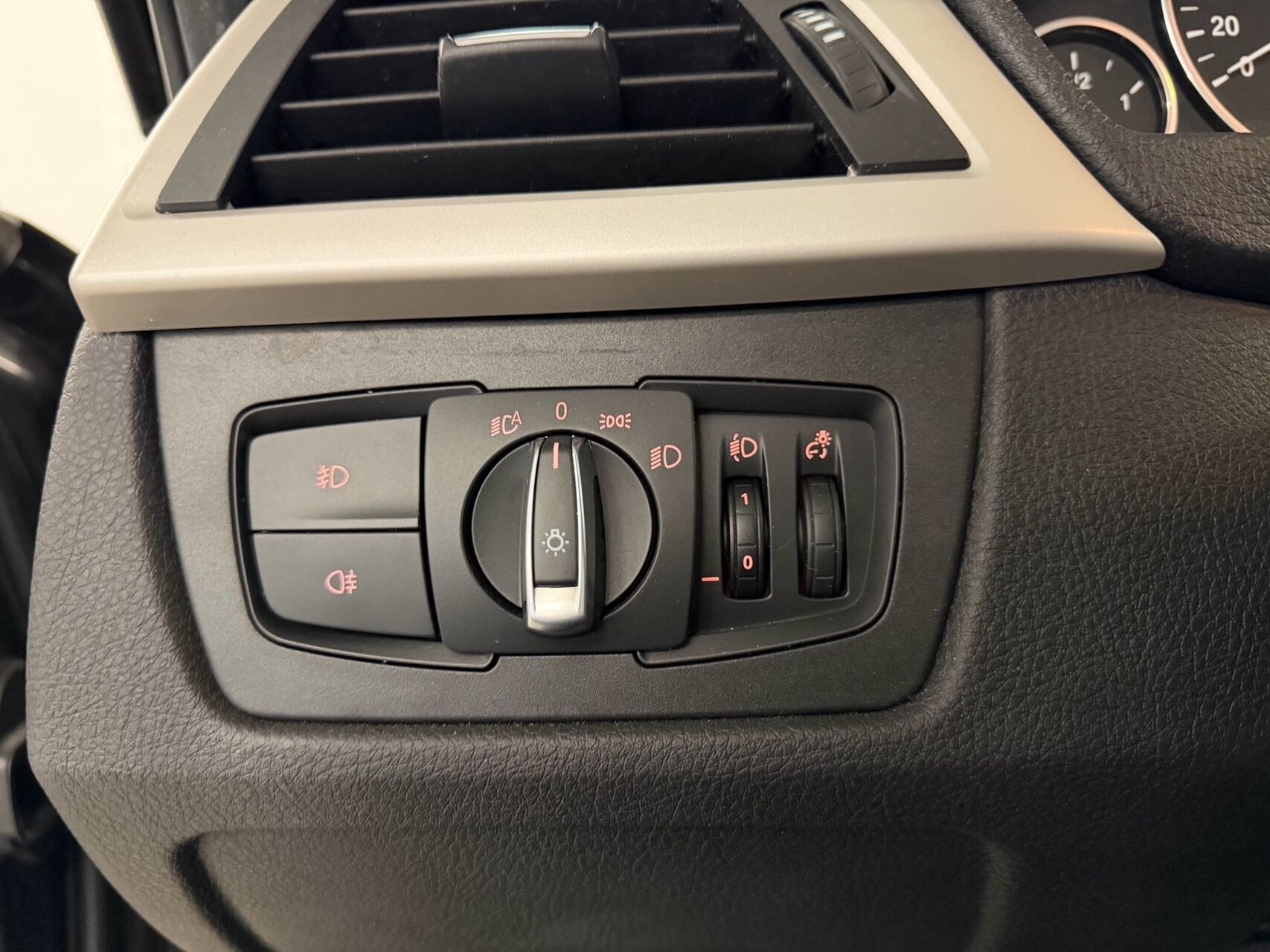 Billede af BMW 320i 2,0 184HK 6g