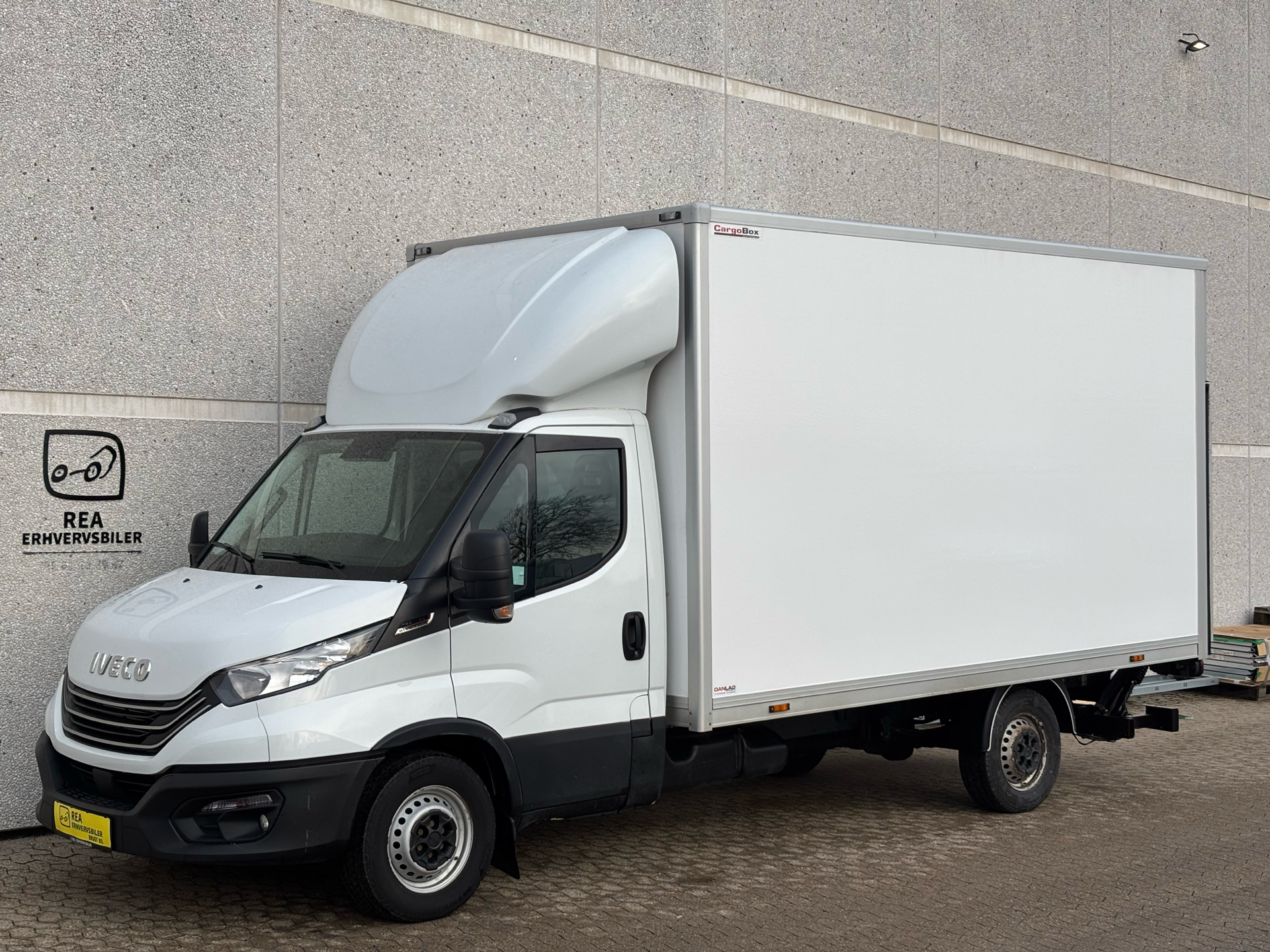 Billede af Iveco Daily 35S18 4100mm 3,0 D 180HK Ladv./Chas. 8g Aut.