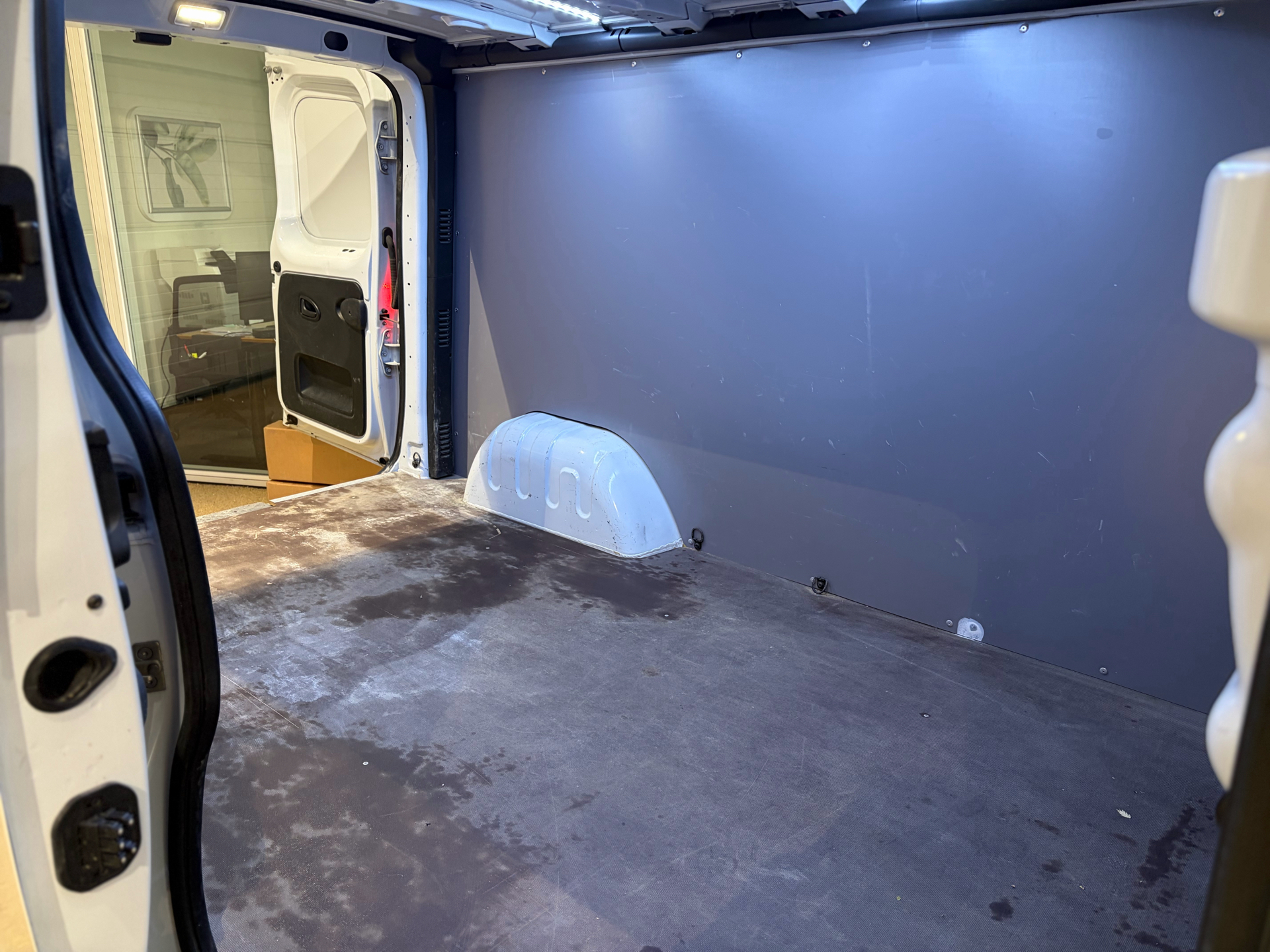 Billede af Nissan Primastar L2H1 2,0 DCi N-Connecta 170HK Van 6g Aut.