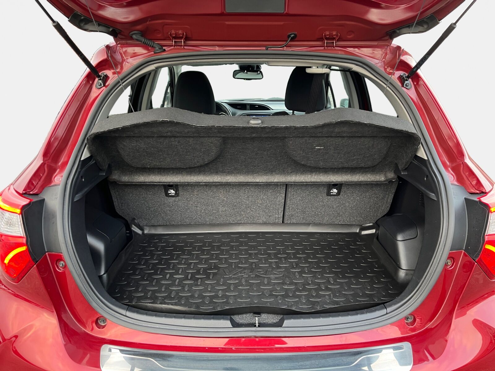 Billede af Toyota Yaris 1,5 Hybrid H2 Limited E-CVT 100HK 5d Trinl. Gear