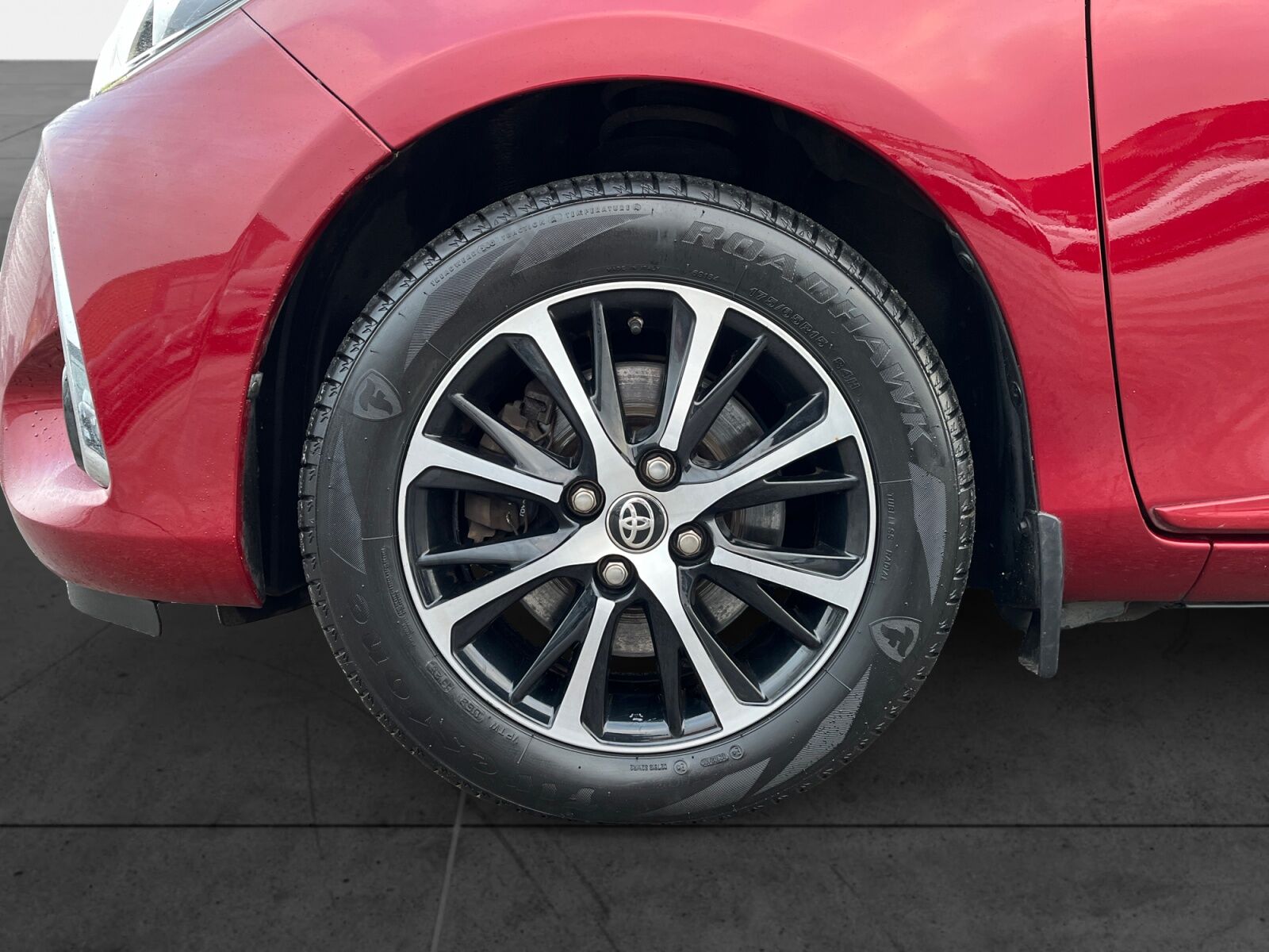 Billede af Toyota Yaris 1,5 Hybrid H2 Limited E-CVT 100HK 5d Trinl. Gear