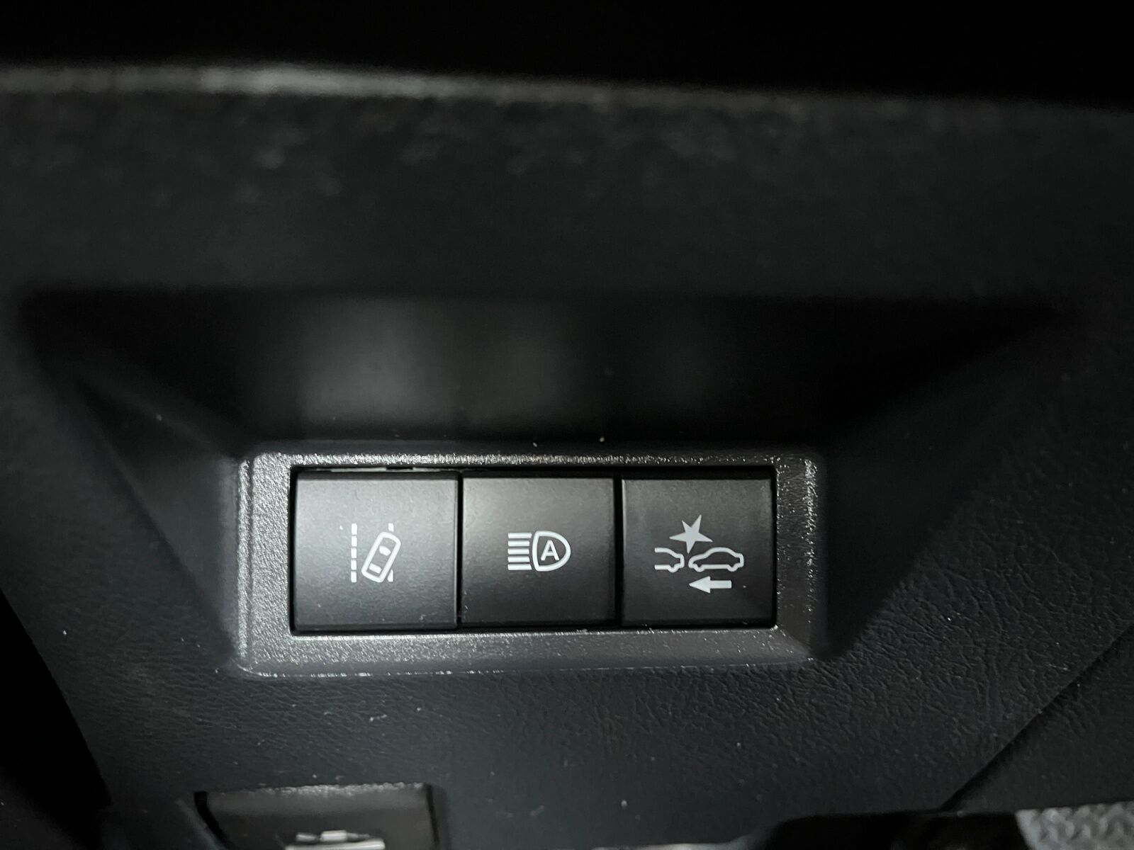 Billede af Toyota Yaris 1,5 Hybrid H2 Limited E-CVT 100HK 5d Trinl. Gear