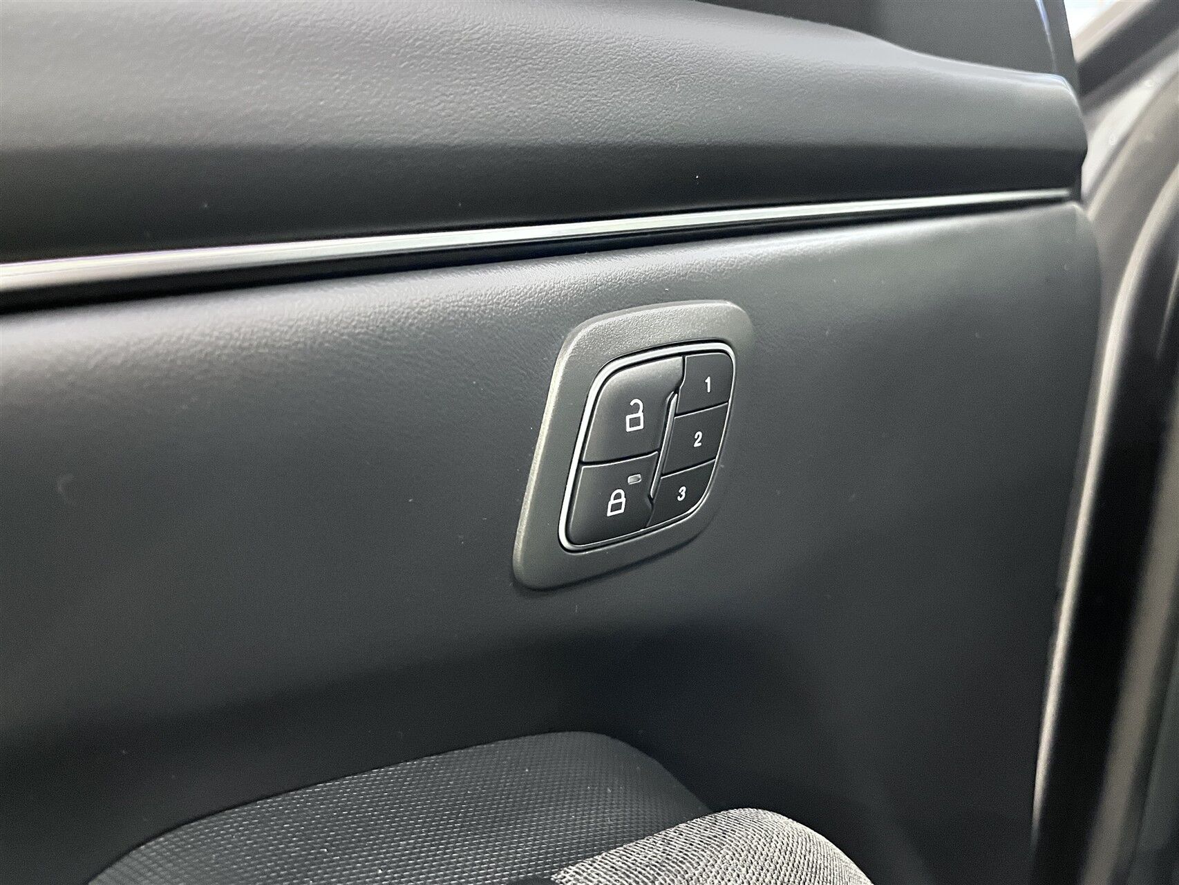 Billede af Ford Mustang Mach-E EL UR Premium 294HK 5d Aut.