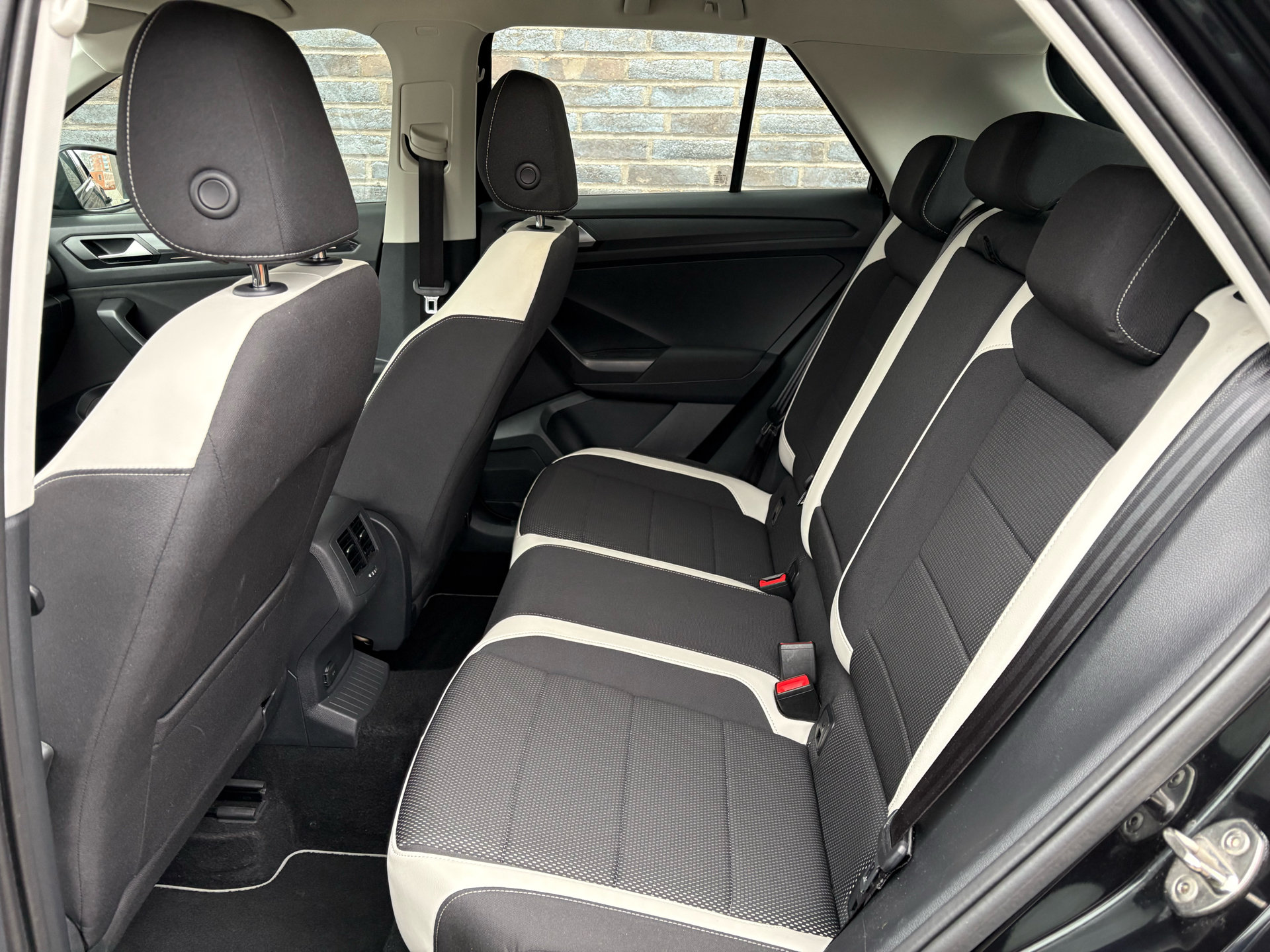 Billede af VW T-Roc 1,5 TSI ACT Sport Plus DSG 150HK 5d 7g Aut.